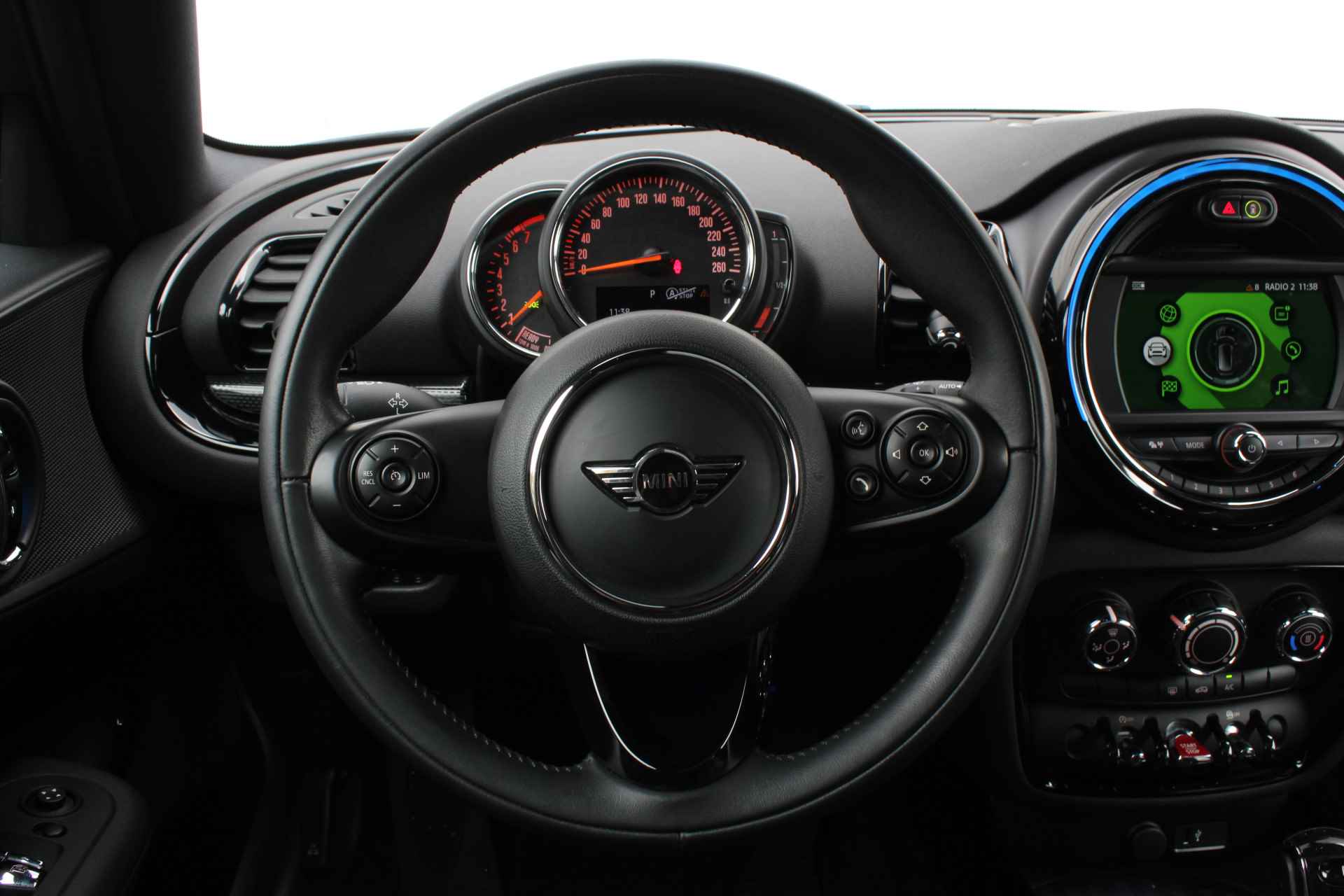 MINI Clubman Cooper S Pepper Automaat / Panoramadak / Sportstoelen / Achteruitrijcamera / LED / Cruise Control - 26/29