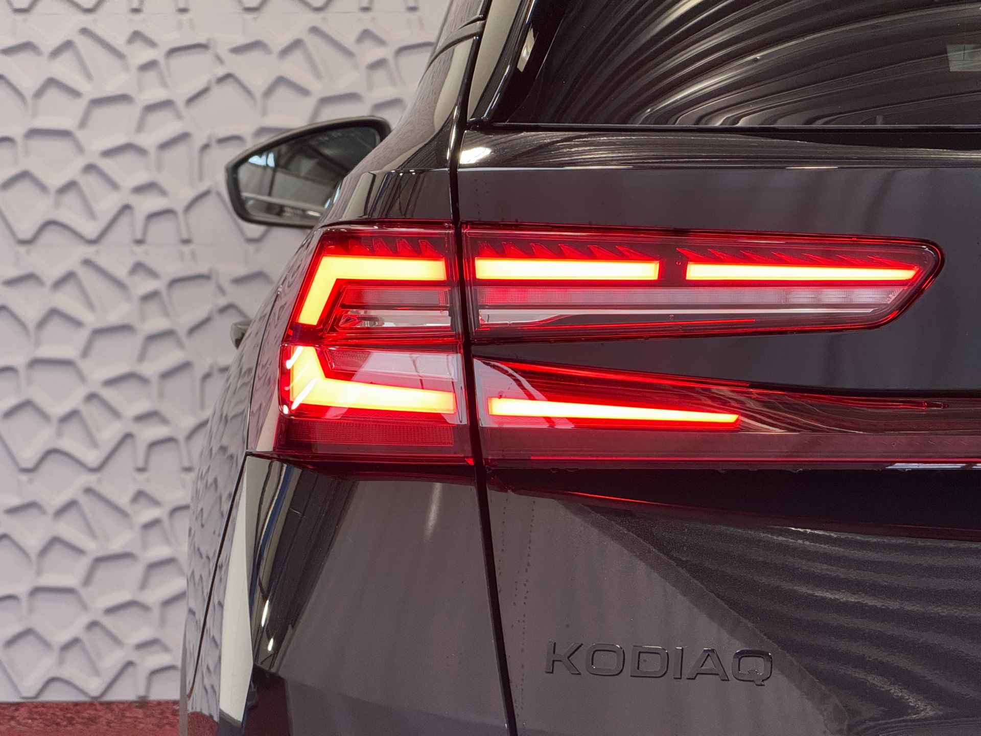 Škoda Kodiaq 1.5 TSI PHEV SPORTLINE ✅NIEUWE AUTO✅ ELEK.TREKHAAK ELEK.KLEP/STOEL STOEL/STUUR VERW 20''LMV 11/2024 Plug in Hybrid - 78/97