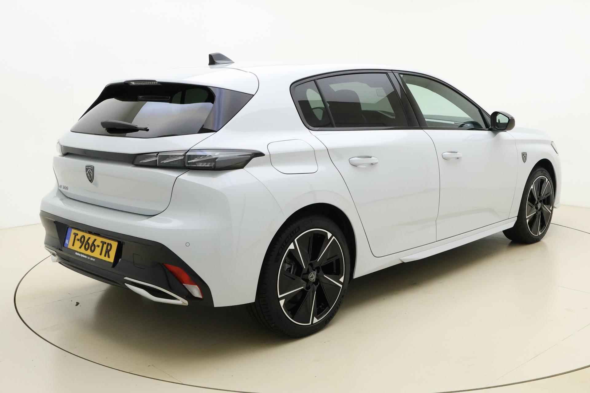 Peugeot e-308 EV GT First Edition 54 kWh  | 100% Elektrisch | 416km WLTP | Stoel & Stuurverwarming Voor | Achteruit Rijcamera | Draadloze Apple Carplay & Android Auto | 3-Fase | Parkeersensor | Climate Control | Adaptive Cruise Control | - 3/34