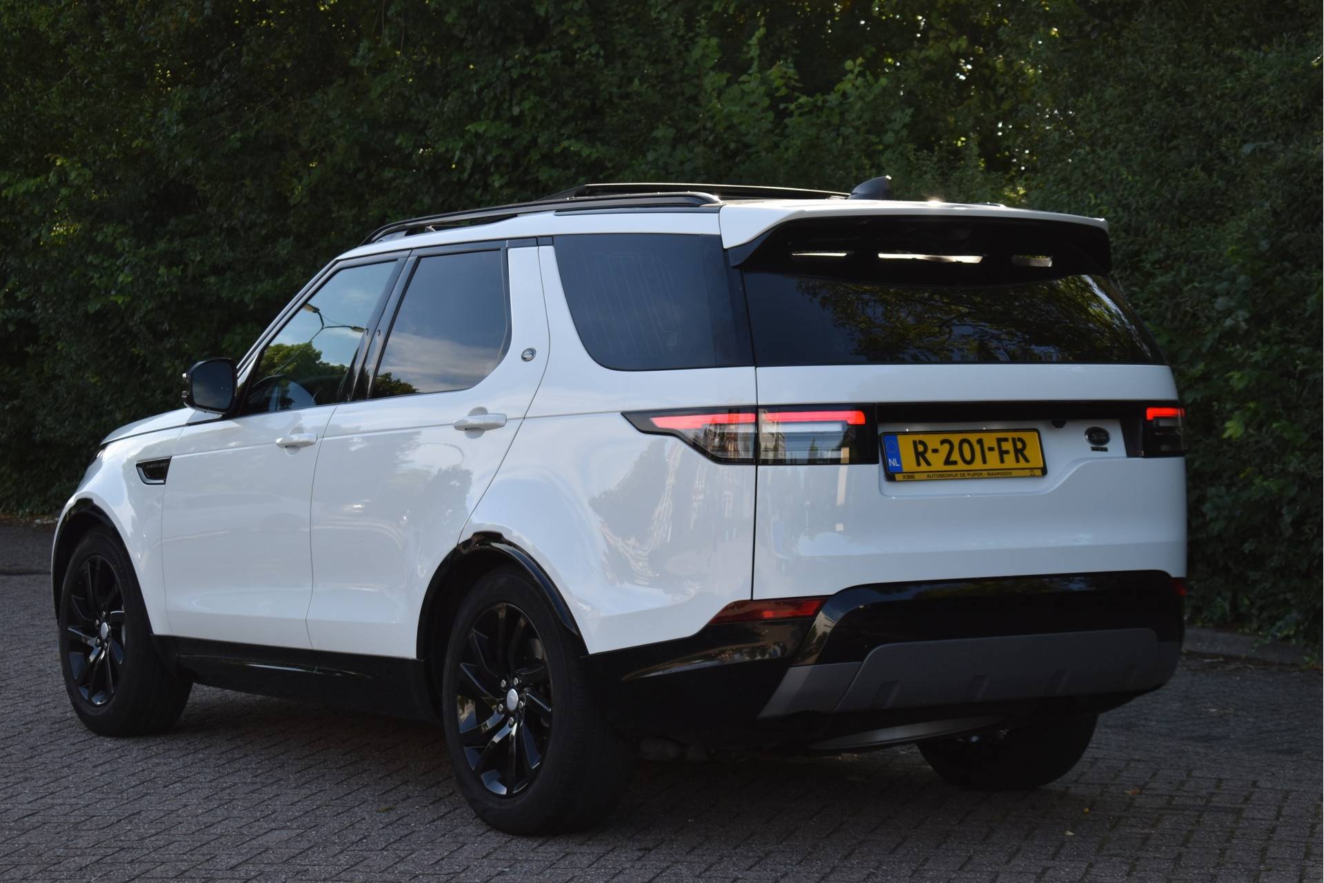 Land Rover Discovery 3.0 Si6 HSE 340 PK PANO.DAK, LUCHTVERING, CAMERA, NAVI, LEDER, DAB, FULL LED, 20" LM-VELGEN, NIEUWSTAAT - 5/78