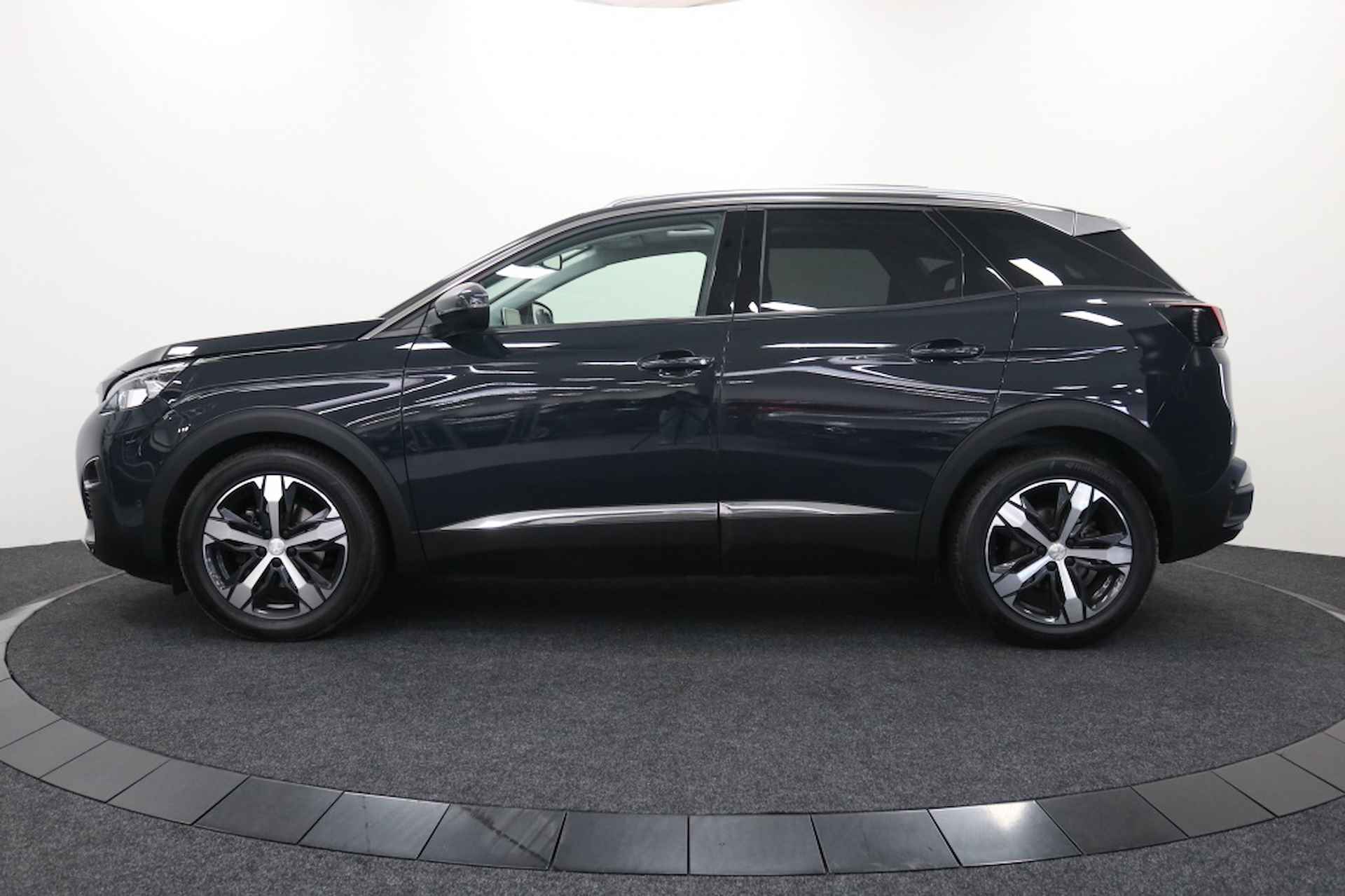 Peugeot 3008 1.2 PureTech 130pk Blue Lease Executive (Automaat) - 13/35