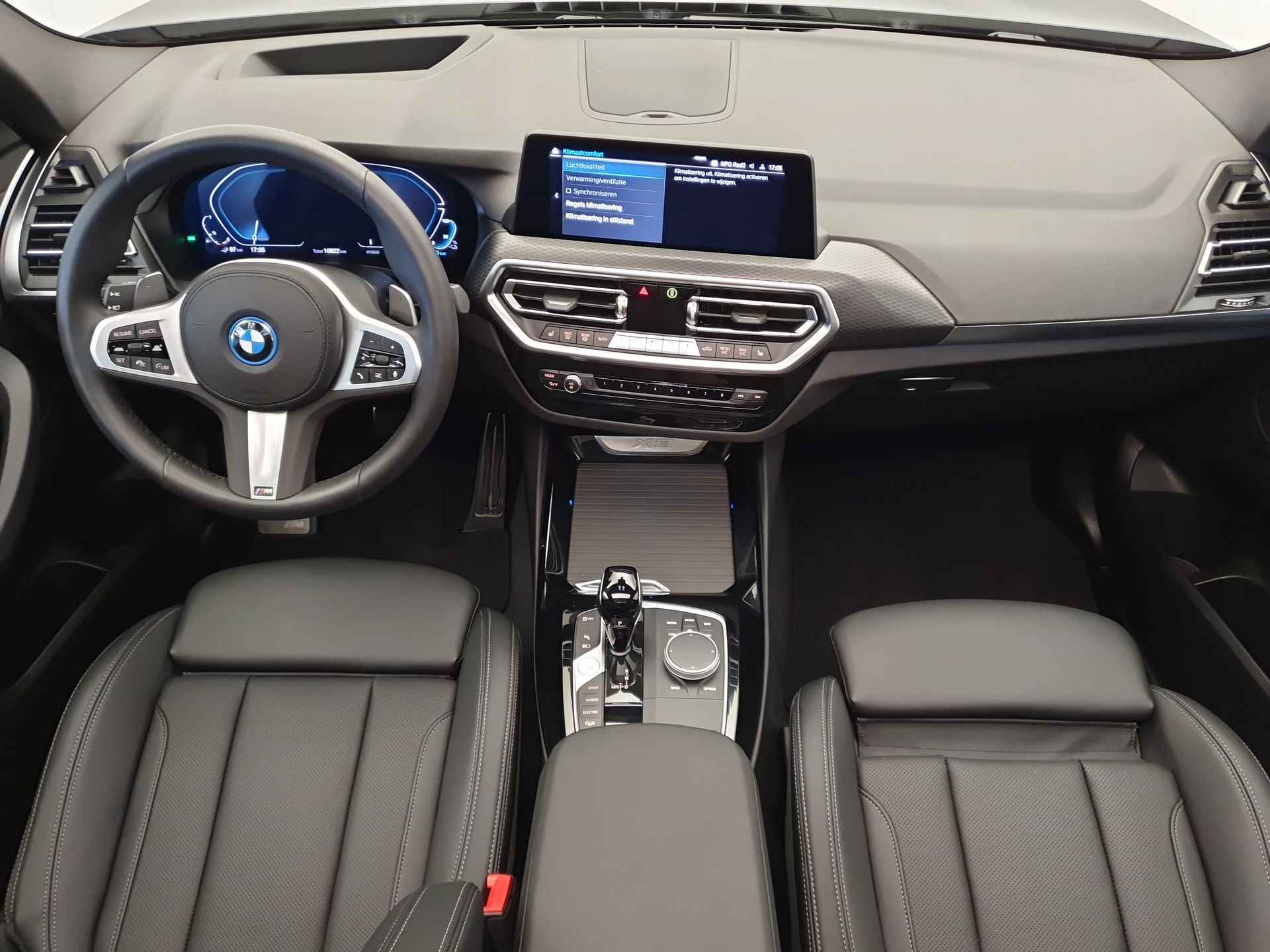 BMW X3 xDrive30e M-Sport Wegklapbare trekhaak, Panoramadak, Head-up - 3/33