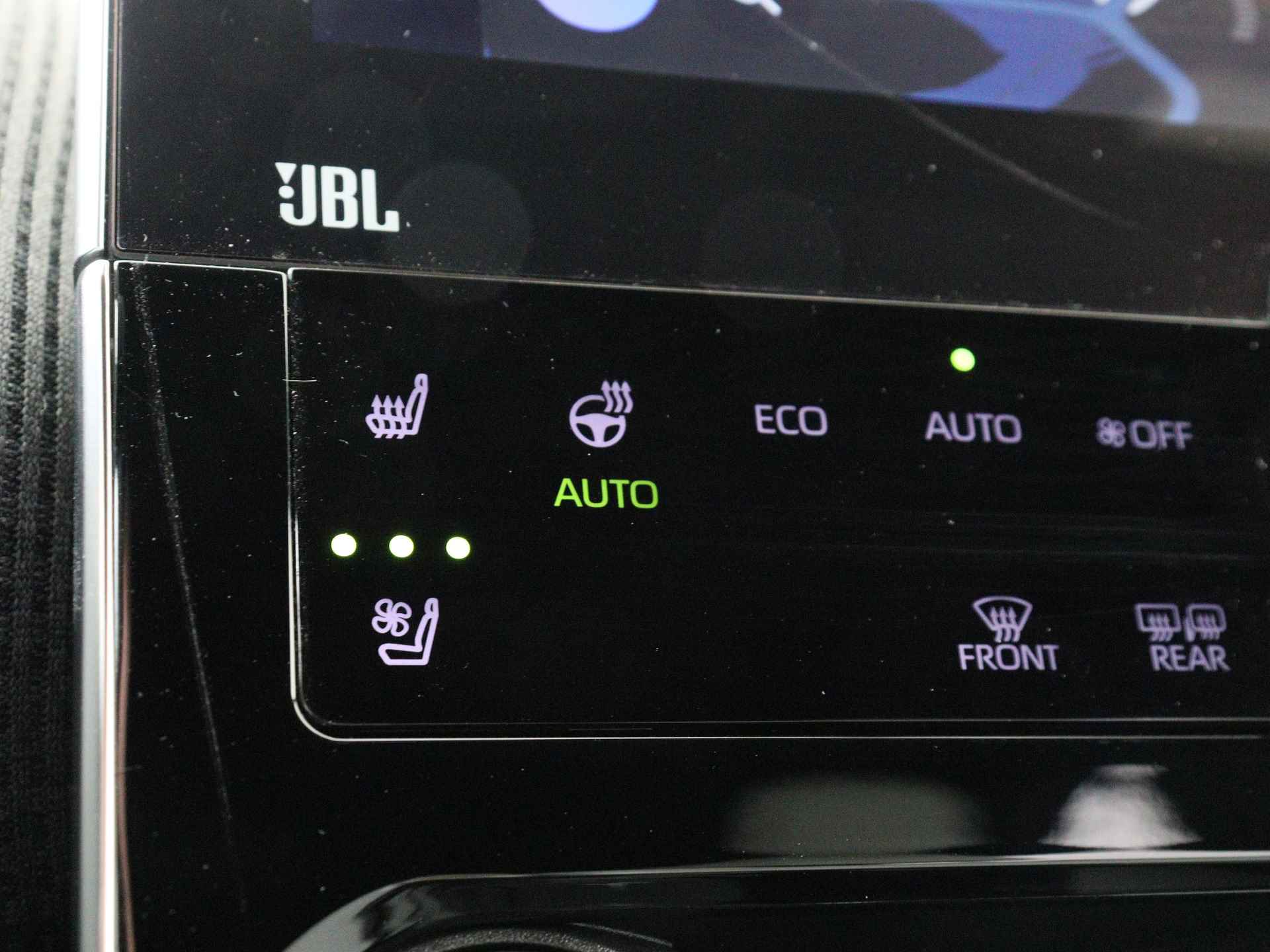 Toyota Bz4x Premium 4WD 71 kWh 3 Fase | JBL | 360 camera Systeem | Dodehoekdetectie | Stoelverwarming/koeling + stuurverwarming | voorruit verwarming - 54/60