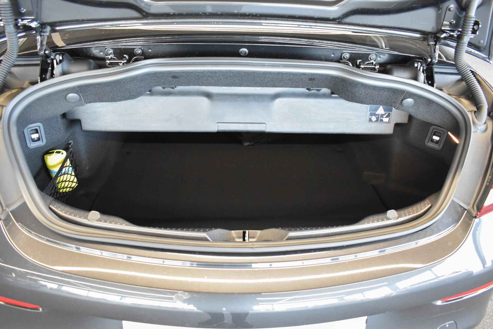Mercedes-Benz C-Klasse Cabrio 180 AMG Line | Memory-Stoelen | Stoelverwarming | Stoelverkoeling | 360Graden-Camera | - 15/38