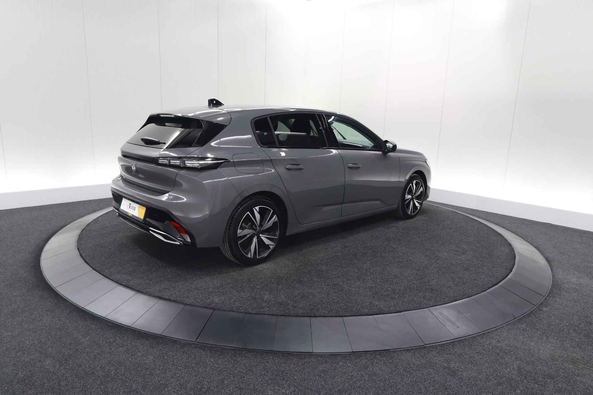 Peugeot 308 PureTech 130 Allure | Camera | Navigatie | Parkeersensoren | Apple Carplay - 10/75