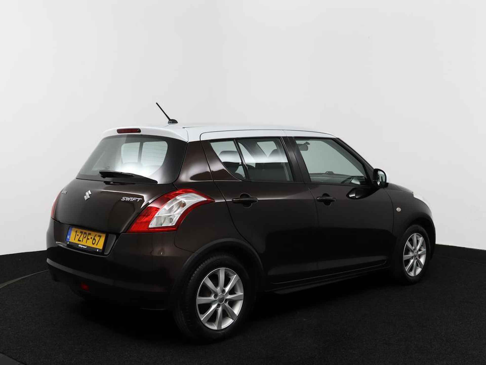 Suzuki Swift 1.2 Dynamic EASSS | Airco | Radio | Lichtmetalen velgen | Cruise Control | - 2/43