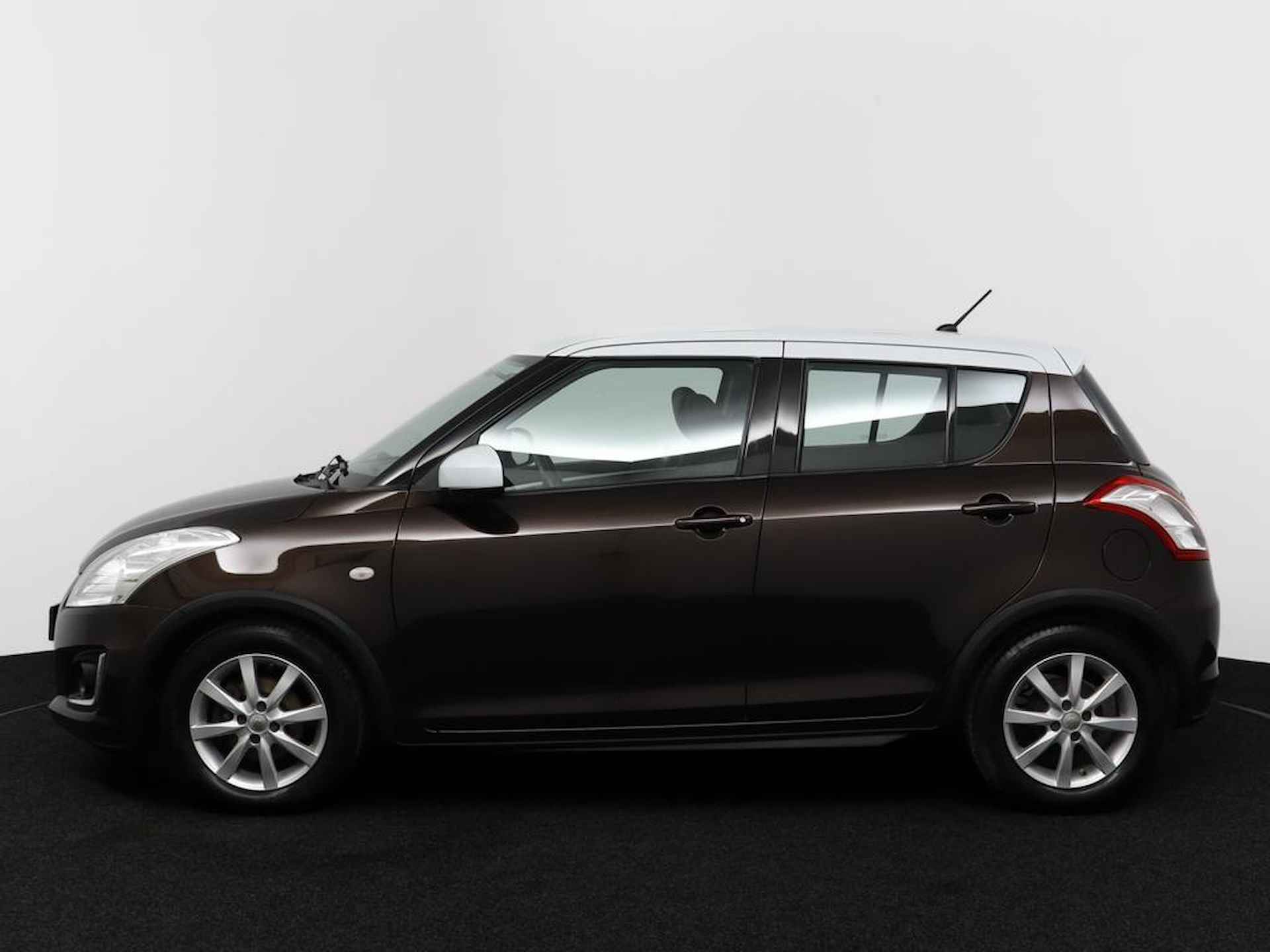 Suzuki Swift 1.2 Dynamic EASSS | Airco | Radio | Lichtmetalen velgen | Cruise Control | - 3/43