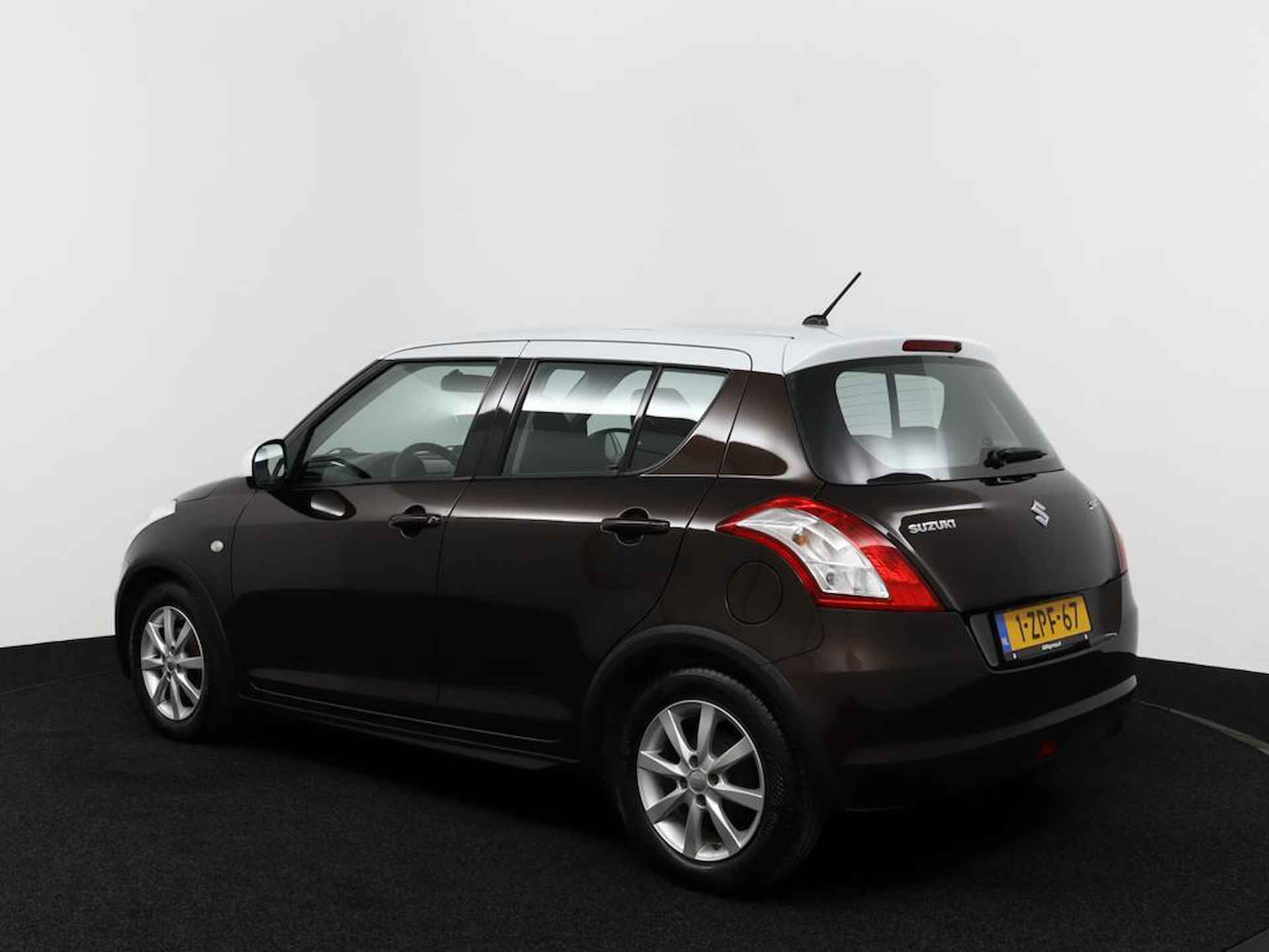 Suzuki Swift 1.2 Dynamic EASSS | Airco | Radio | Lichtmetalen velgen | Cruise Control | - 11/43