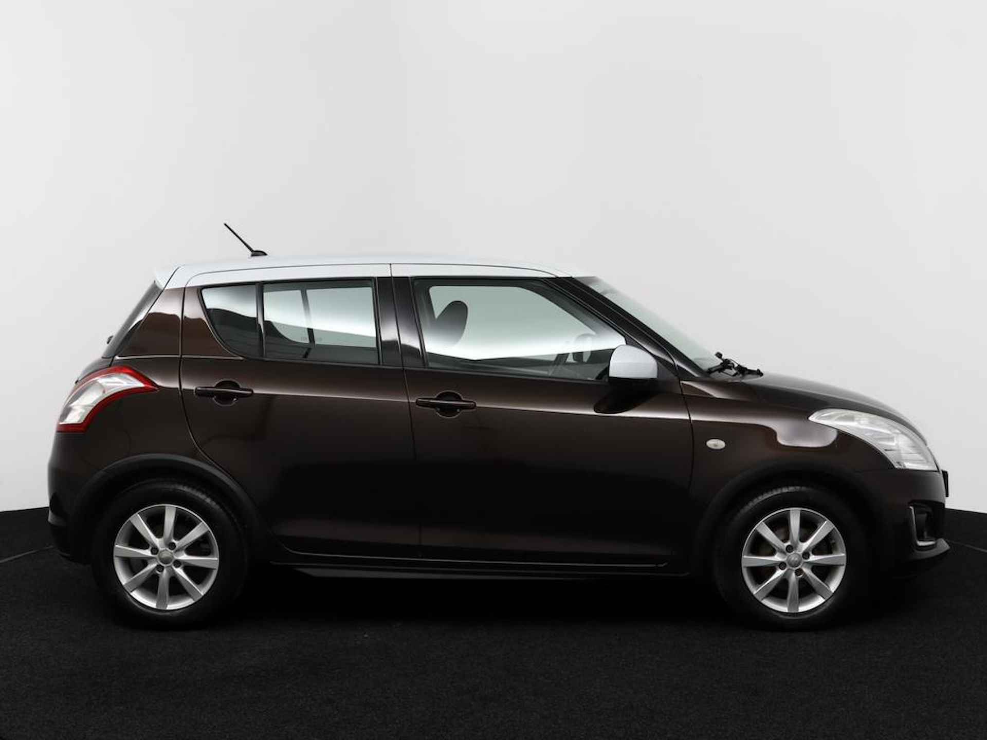 Suzuki Swift 1.2 Dynamic EASSS | Airco | Radio | Lichtmetalen velgen | Cruise Control | - 12/43