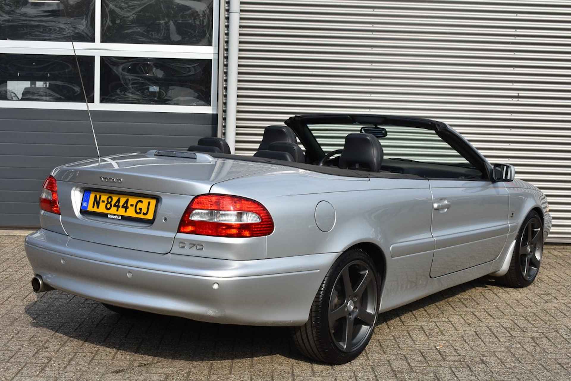 VOLVO C70 2.0 T TOURER / 100% HISTORIE, ONDERHOUD / YOUNGTIMER - 15/35