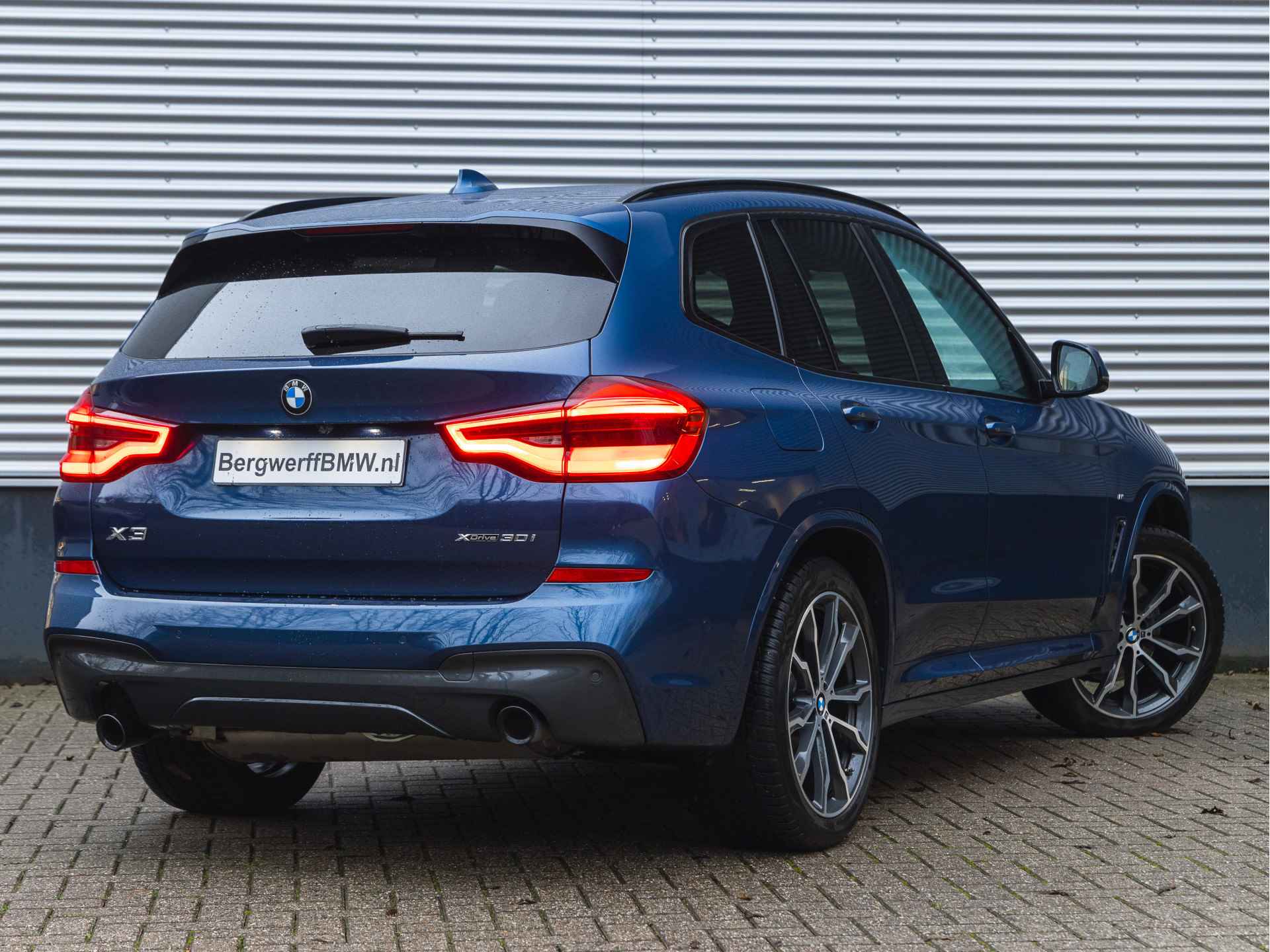 BMW X3 xDrive30i M-Sport - M-Zetels - Pano - Trekhaak - ACC - Harman Kardon - Head-up - 2/45