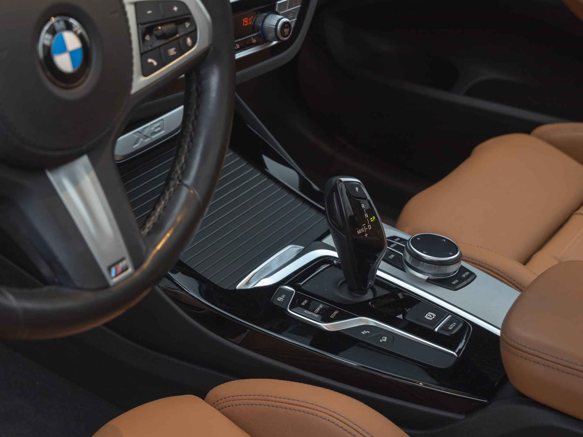 BMW X3 xDrive30i M-Sport - M-Zetels - Pano - Trekhaak - ACC - Harman Kardon - Head-up - 28/45