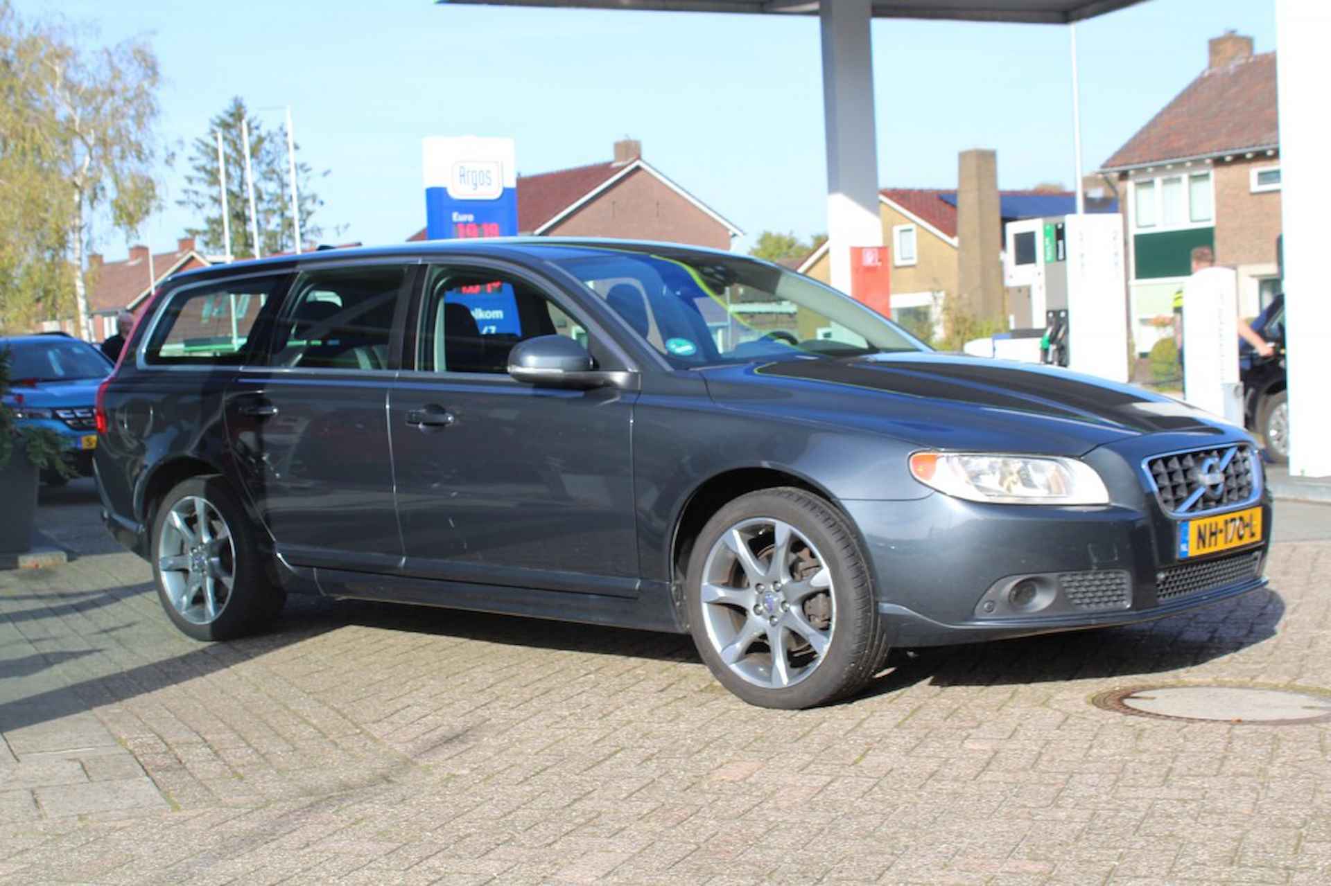 VOLVO V70 1.6 T4 MOMENTUM - 3/18