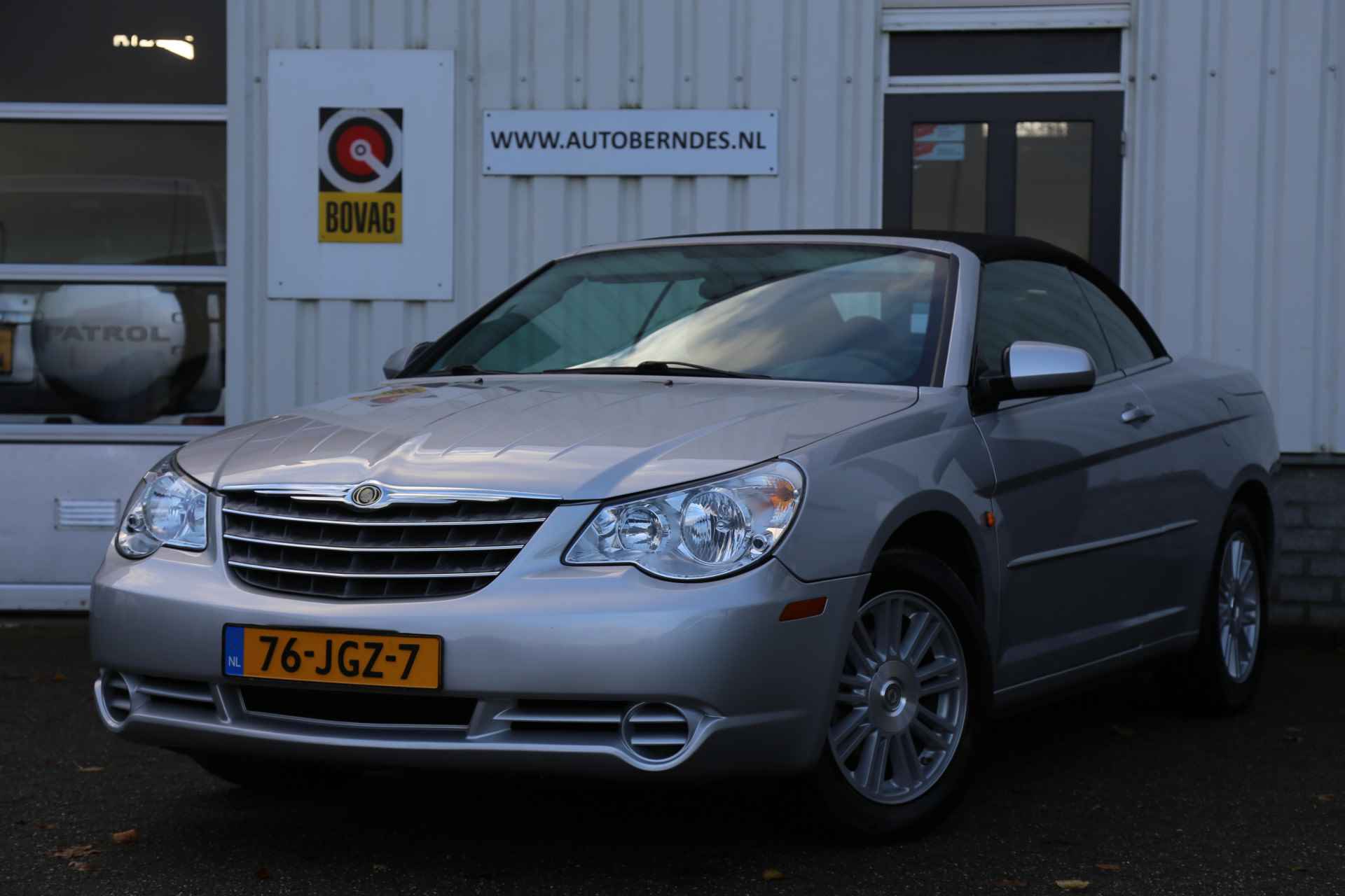 Chrysler Sebring Cabrio 2.7 V6 Automaat*Perfect Onderh.*Elek. Kap/Windscherm/Afneemb. Trekhaak/Cruise-Control/Airco* - 2/44