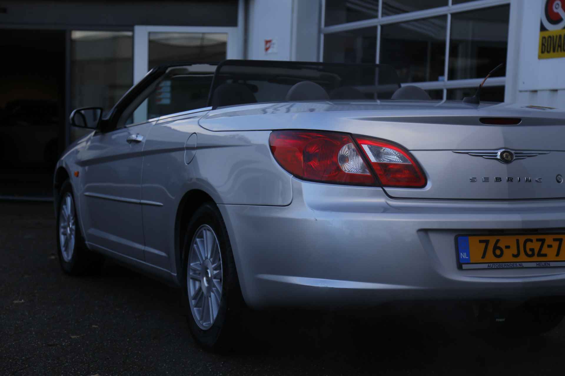 Chrysler Sebring Cabrio 2.7 V6 Automaat*Perfect Onderh.*Elek. Kap/Windscherm/Afneemb. Trekhaak/Cruise-Control/Airco* - 23/44