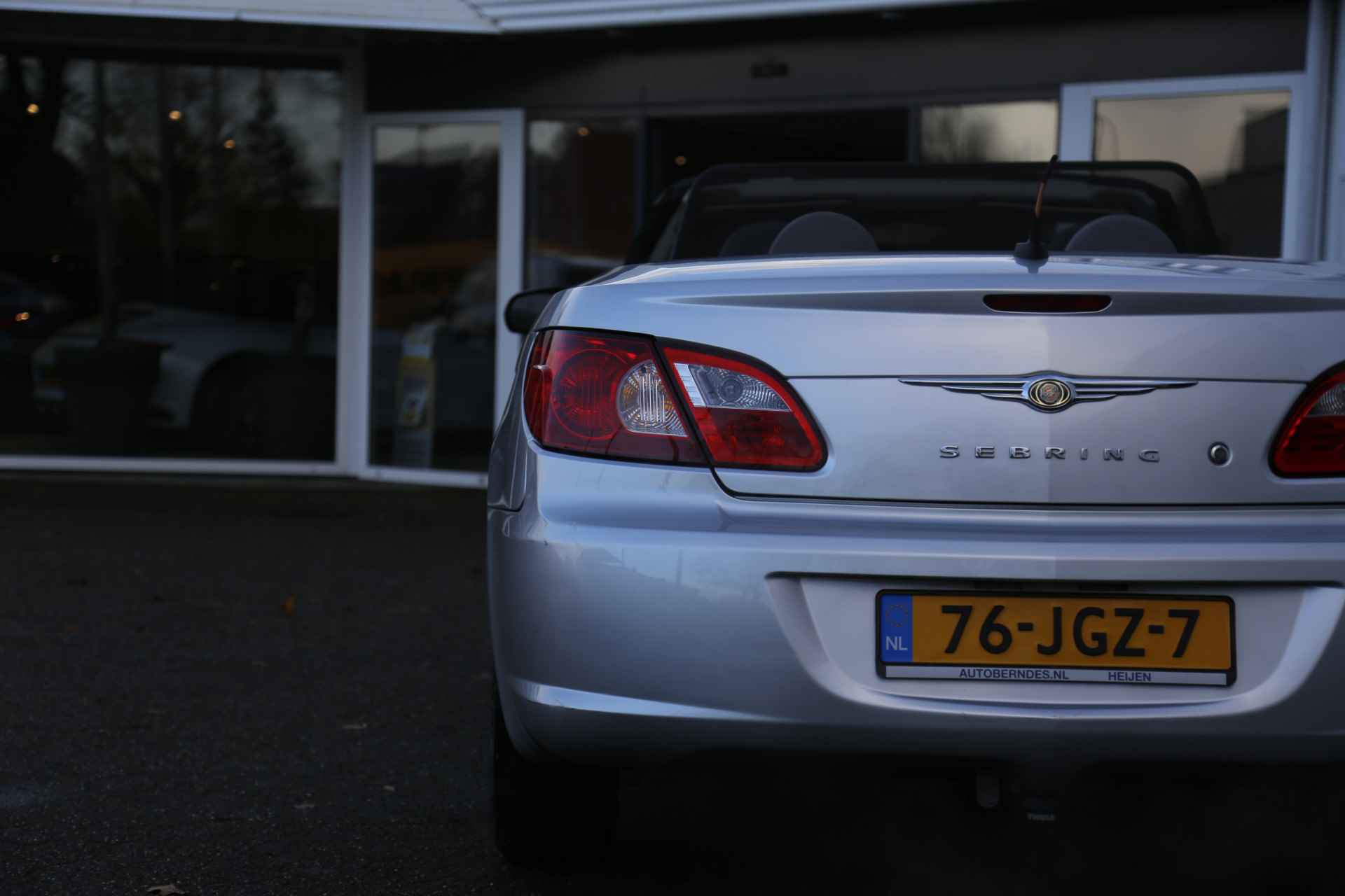 Chrysler Sebring Cabrio 2.7 V6 Automaat*Perfect Onderh.*Elek. Kap/Windscherm/Afneemb. Trekhaak/Cruise-Control/Airco* - 24/44