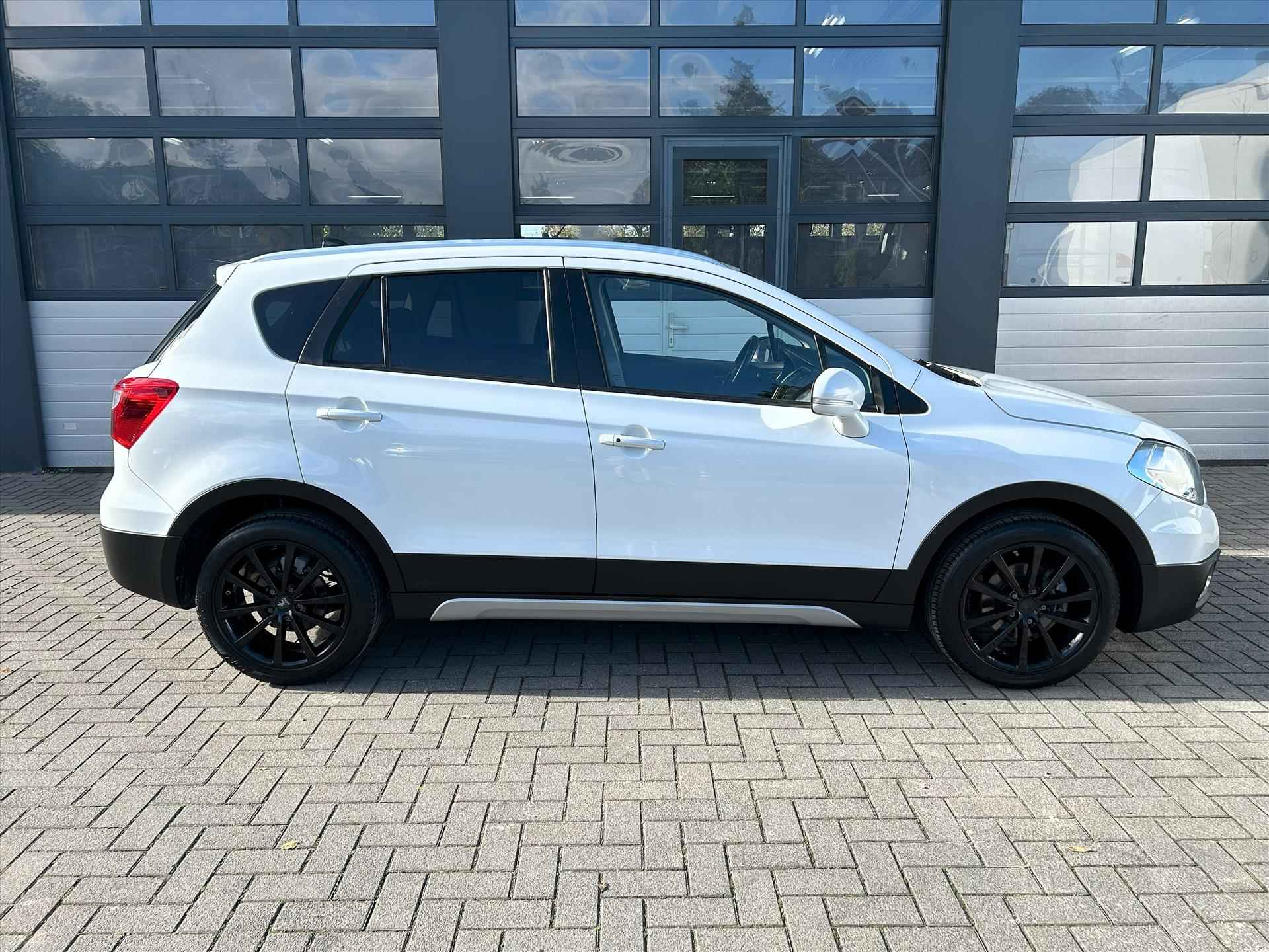 Suzuki Sx4 S-Cross 1.6 Exclusive, Camera, Cruise, Pano, BT - 7/34