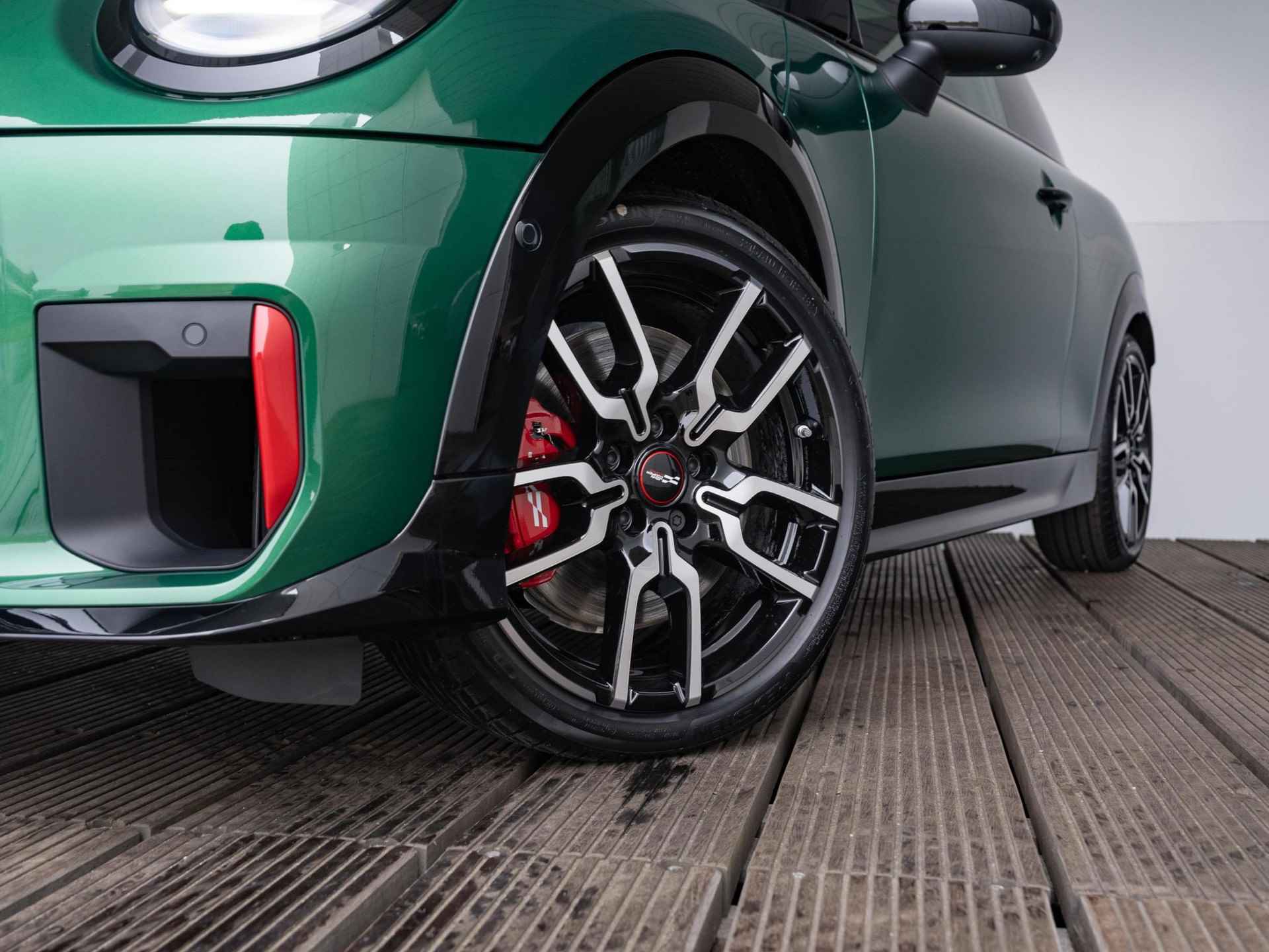 MINI 3-deurs John Cooper Works + Package XL - 13/51