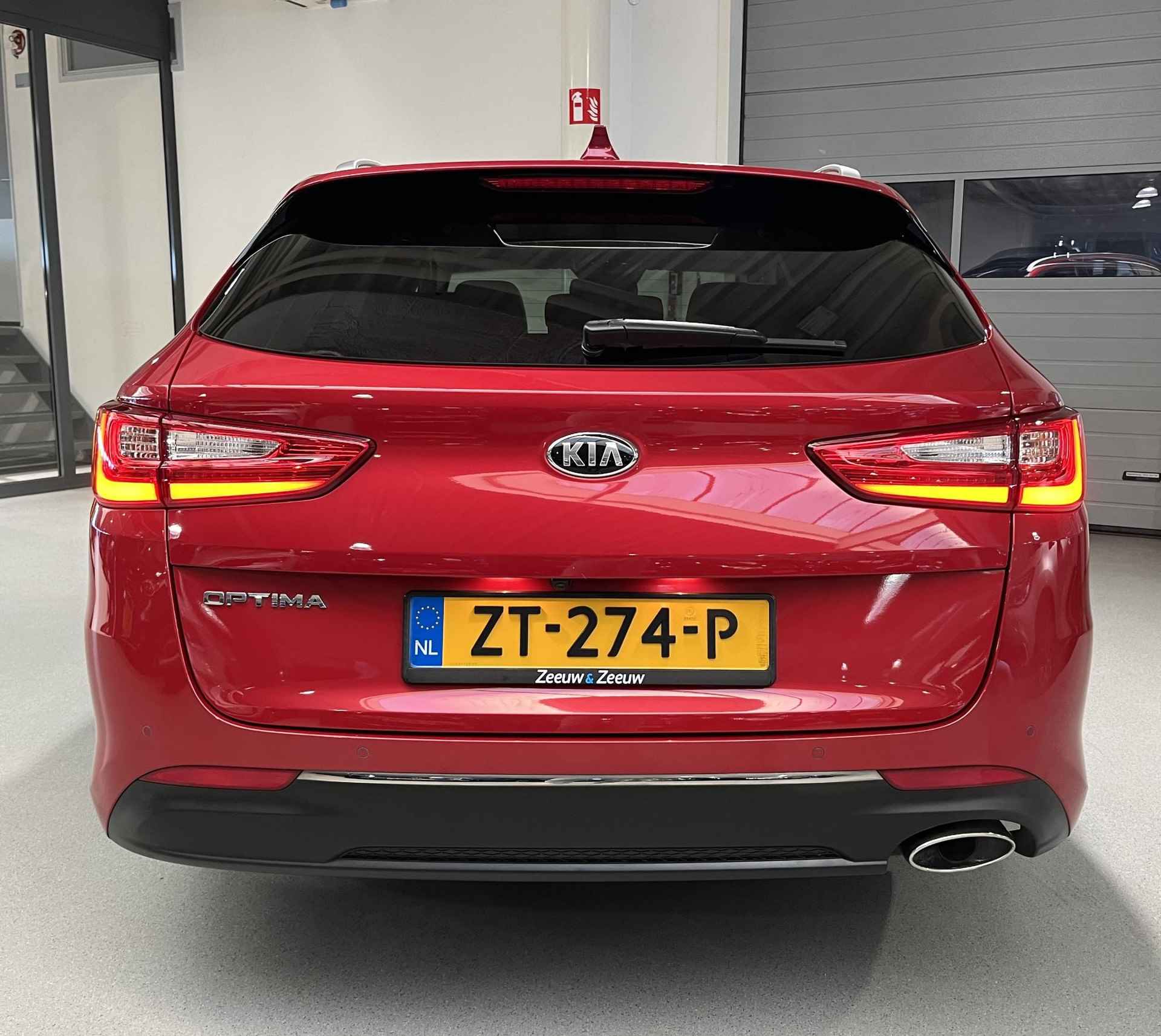 Kia Optima Sportswagon 1.6 T-GDI DynamicPlusLine | Navi | Parkeersensoren voor + Achter | 17”Lichtmetalen Velgen | Cruise Control | Parkeercamera achter | Licht + Regensensor | Elektrisch Verstelbare bestuurdersstoel met geheugen | Elektrisch bedienbare Achterklep - 6/33