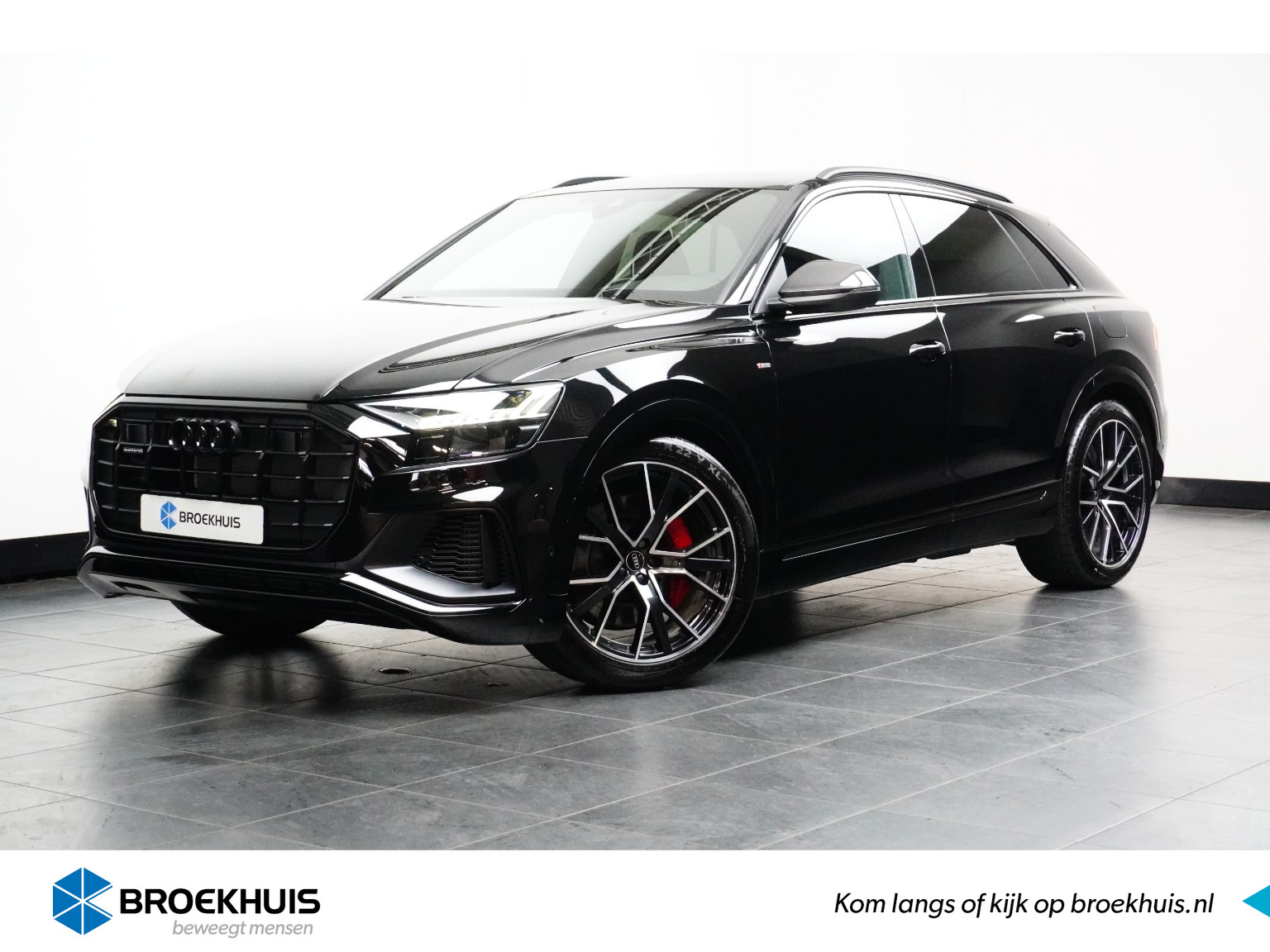 Audi Q8 60 TFSI e quattro Pro Line S Competition 476PK Automaat | Panorama Dak | Valcona Lederen Sportstoelen| Memory Seats | Luchtverin Trekhaak  (3500KG) wegklapbaar | Camera | Elek.Klep | Leder/Alcantara | Cruise | 1682KM!! | 2024 |