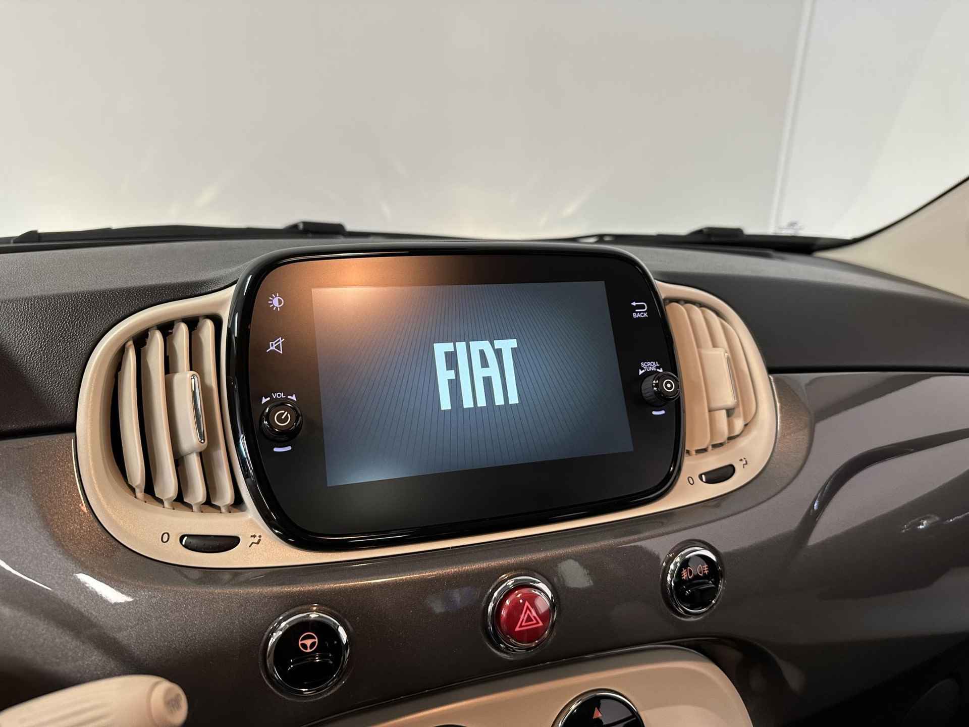 Fiat 500 1.0 Hybrid 70 Dolcevita | Climate Control | Panoramadak | Navigatie - 22/31