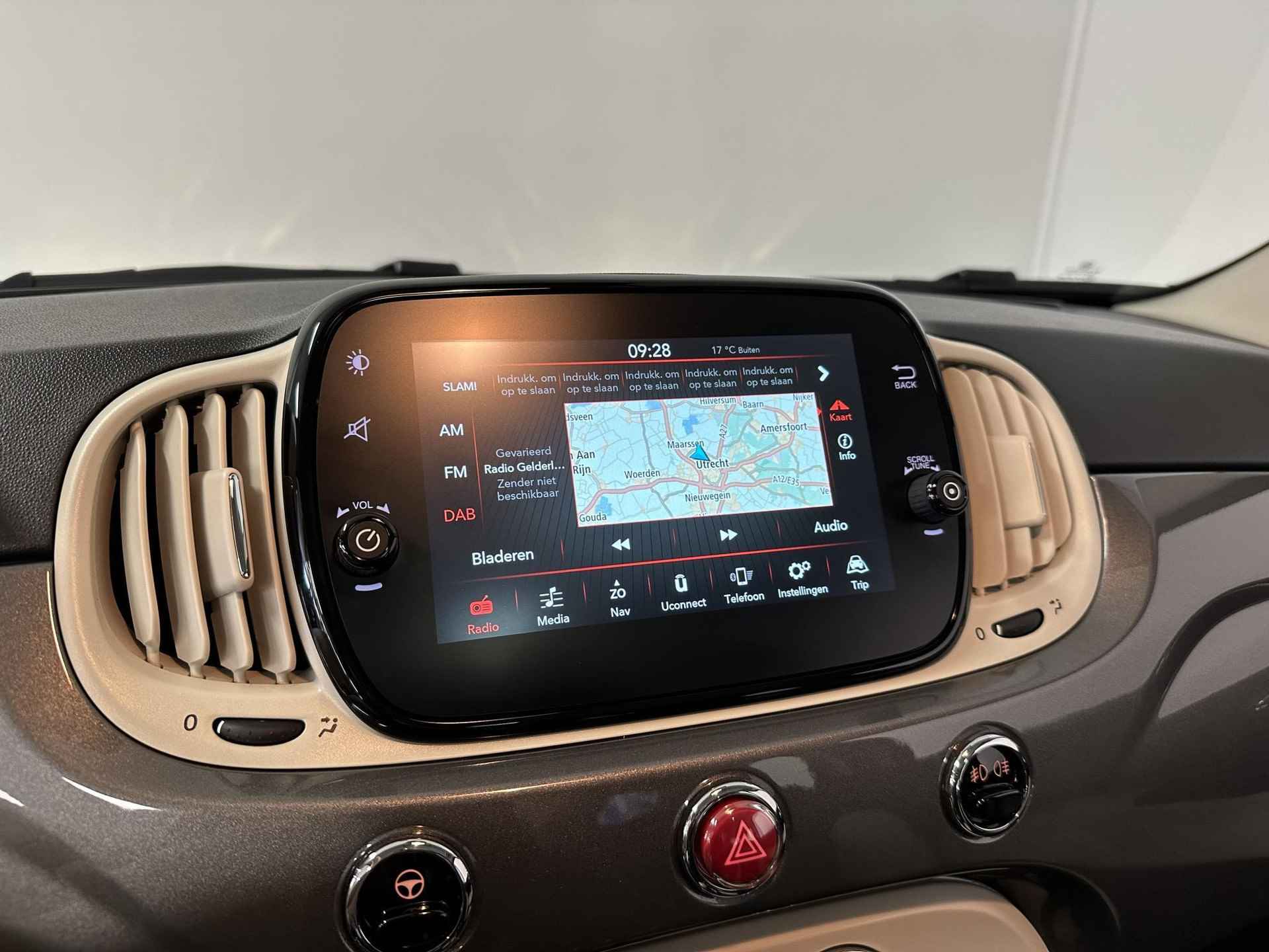Fiat 500 1.0 Hybrid 70 Dolcevita | Climate Control | Panoramadak | Navigatie - 28/31