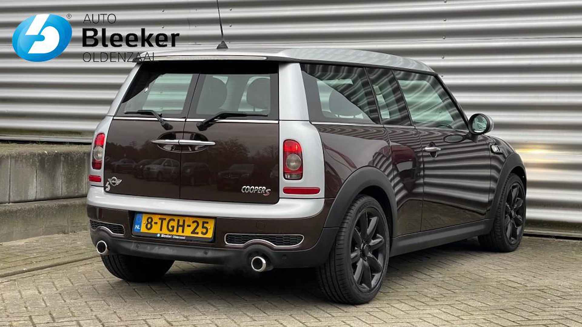 MINI Clubman 1.6 Cooper S 174PK Leder Airco Xenon Pano - 2/26