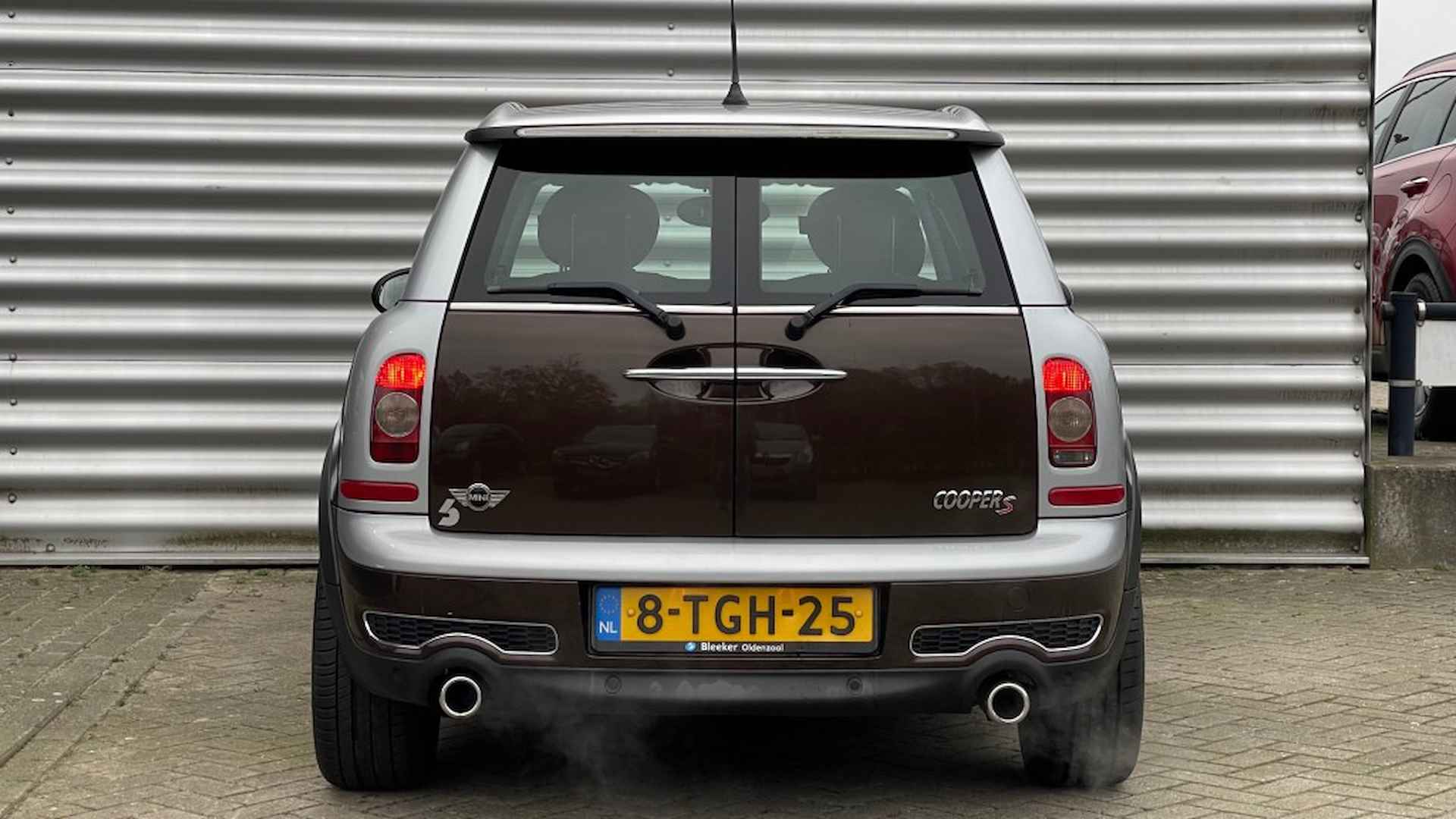 MINI Clubman 1.6 Cooper S 174PK Leder Airco Xenon Pano - 16/26