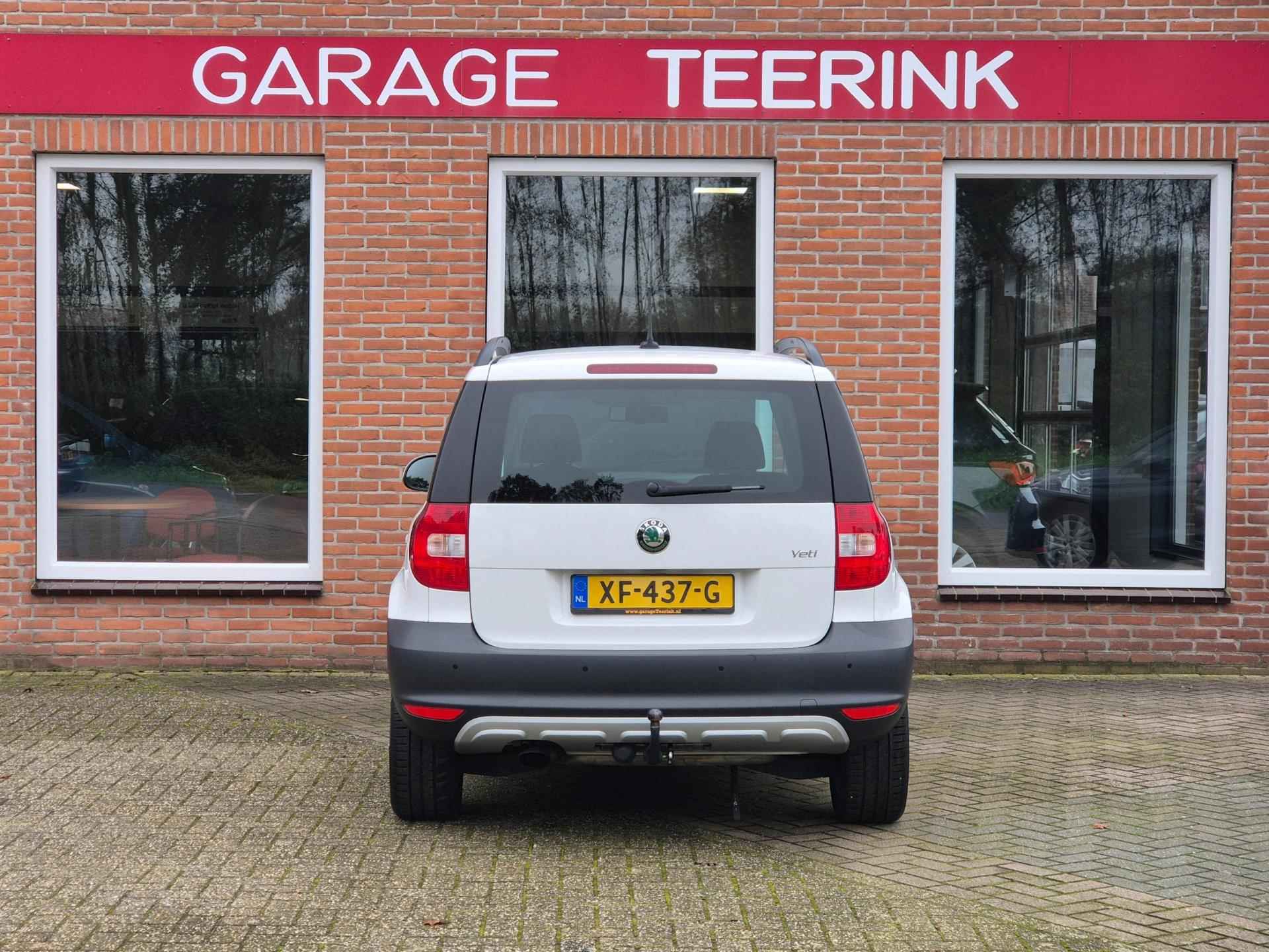 Skoda Yeti 1.2 TSI Elegance 105Pk 5drs clima, cruise, navi, lmv, pdc, trekhaak RIJKLAAR - 17/18