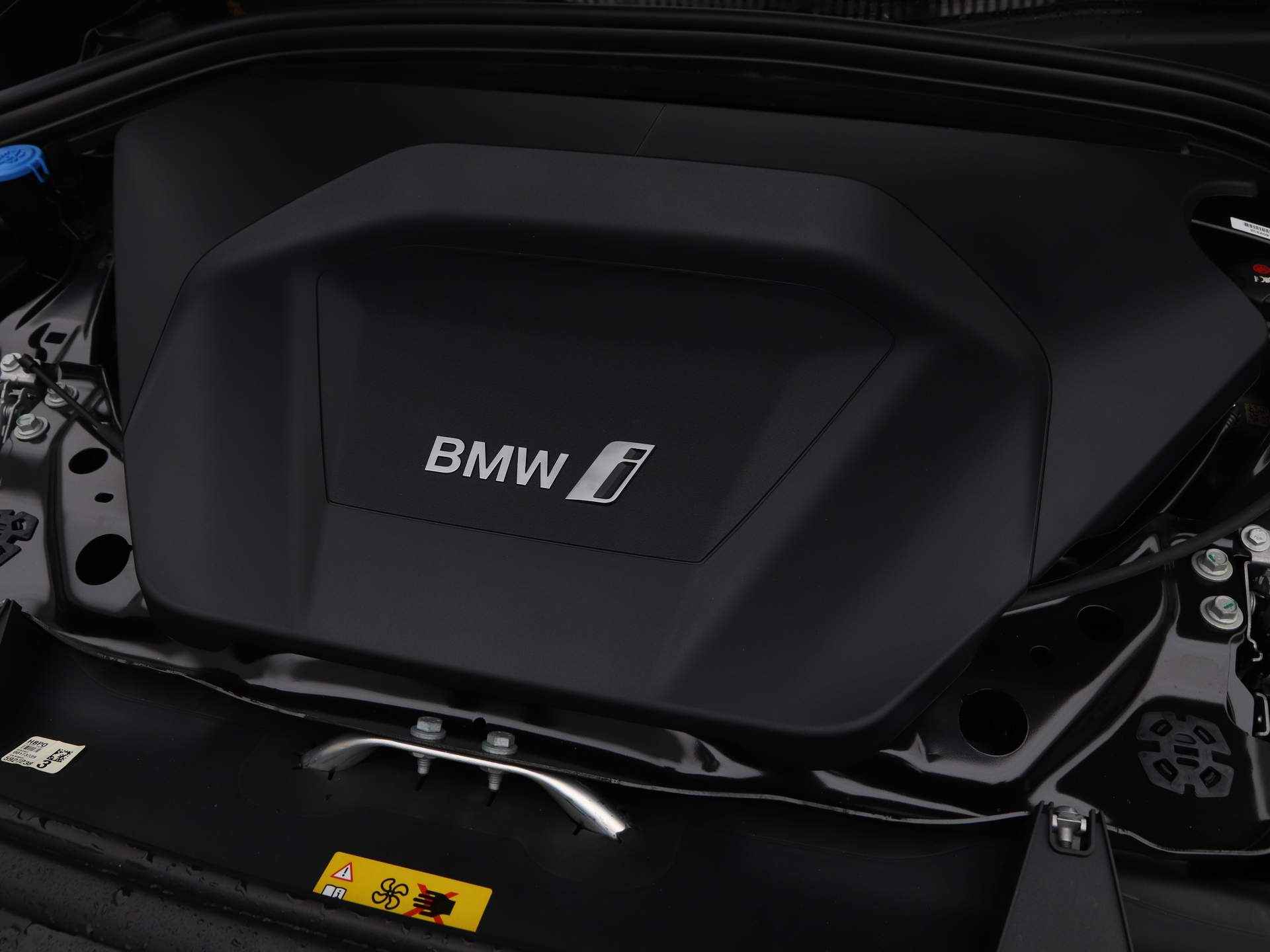 BMW iX1 xDrive30 M-Sport 67 kWh - 5/21