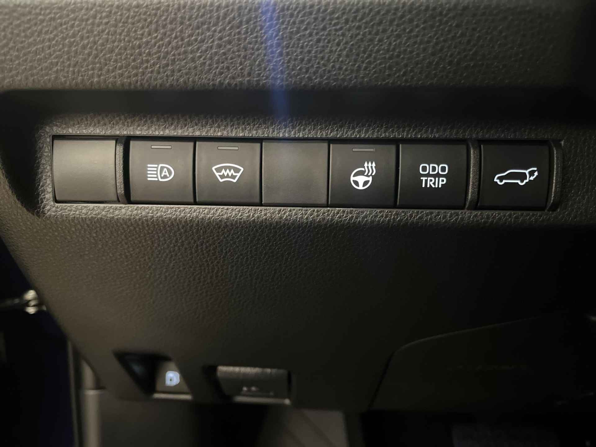 Toyota RAV4 2.5 Plug-in Hybrid AWD Style | 06-10141018 Voor meer informatie - 26/37