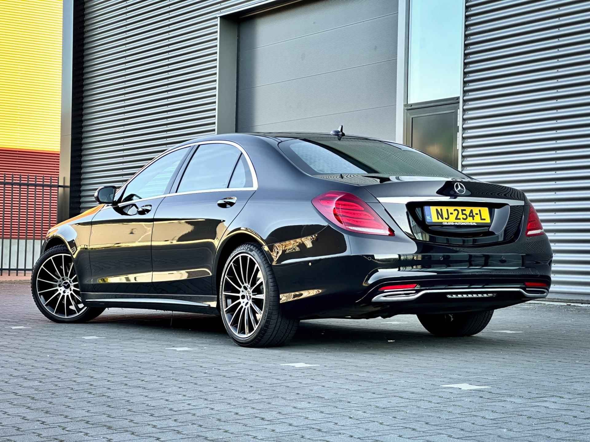 Mercedes-Benz S-klasse 350 BlueTEC Lang AMG Line | Burmester | 360 camera | Panorama dak | Org. NL | Eerste eig. | - 10/67