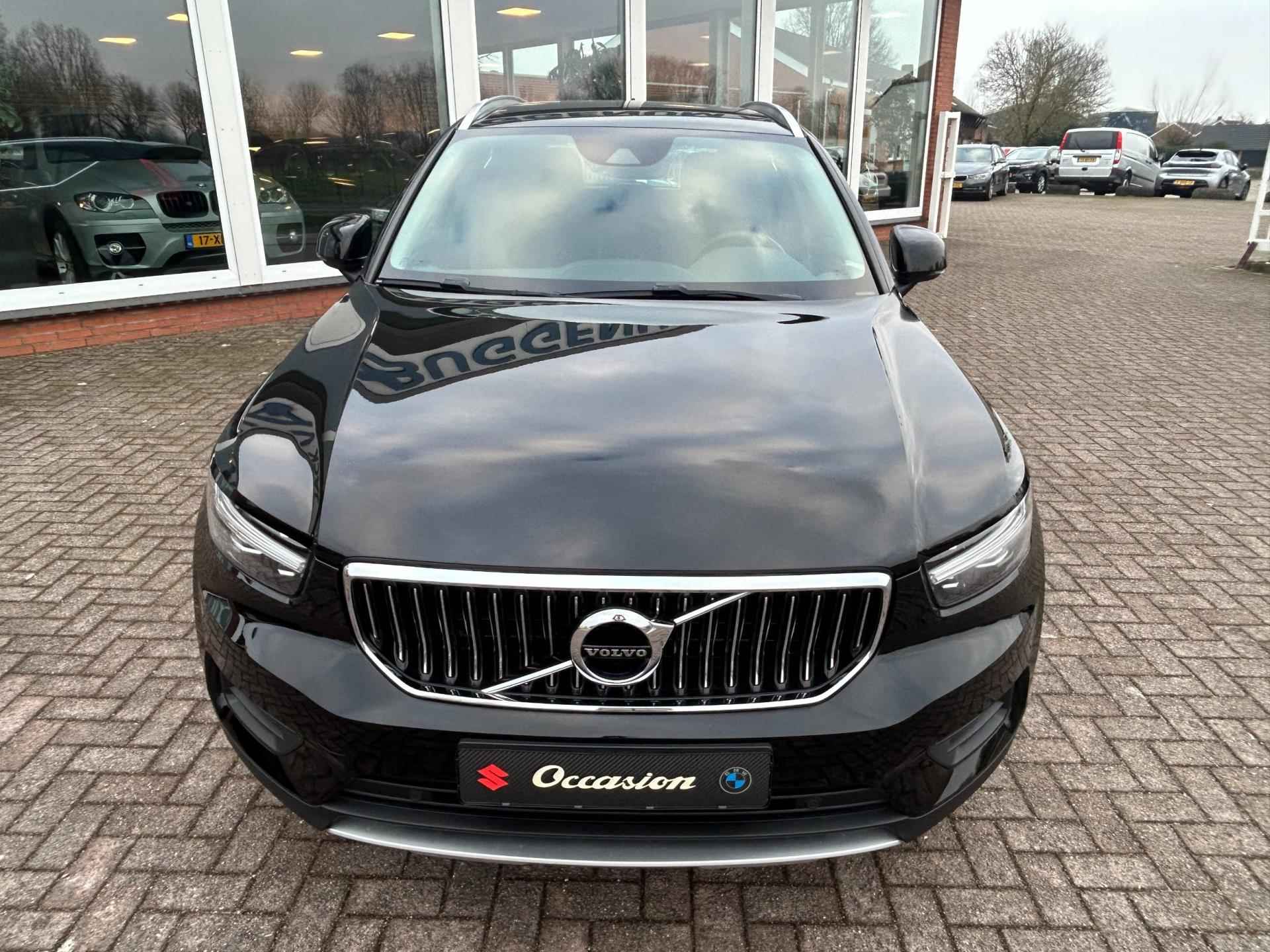 Volvo XC40 1.5 T4 Recharge Inscription Expression - Trekhaak - Navi - LM - Camera - 6/24