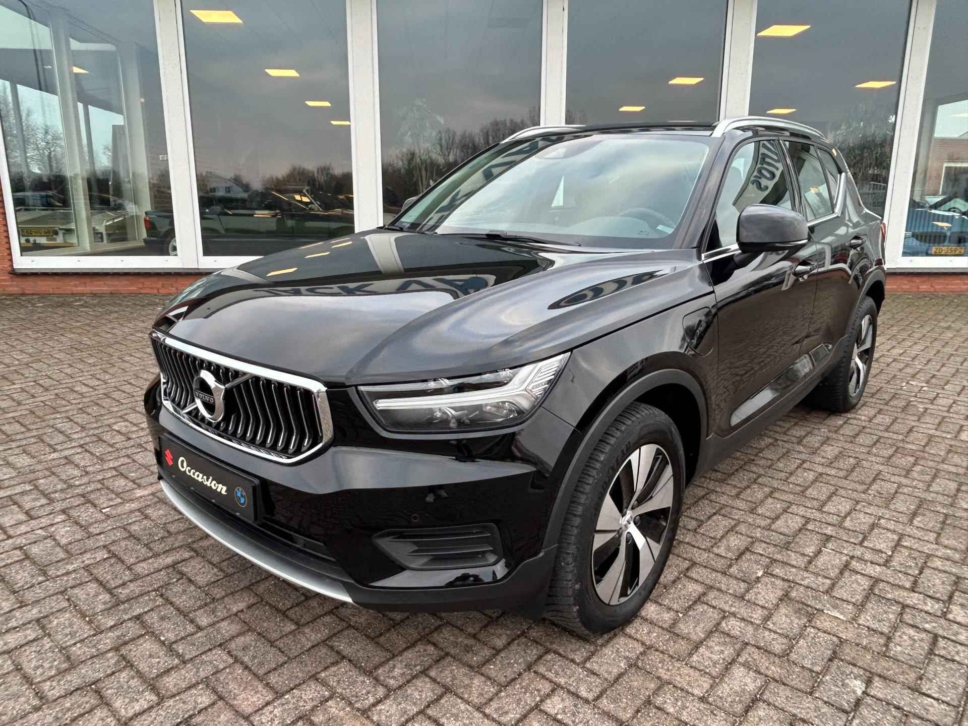 Volvo XC40 1.5 T4 Recharge Inscription Expression - Trekhaak - Navi - LM - Camera - 8/24