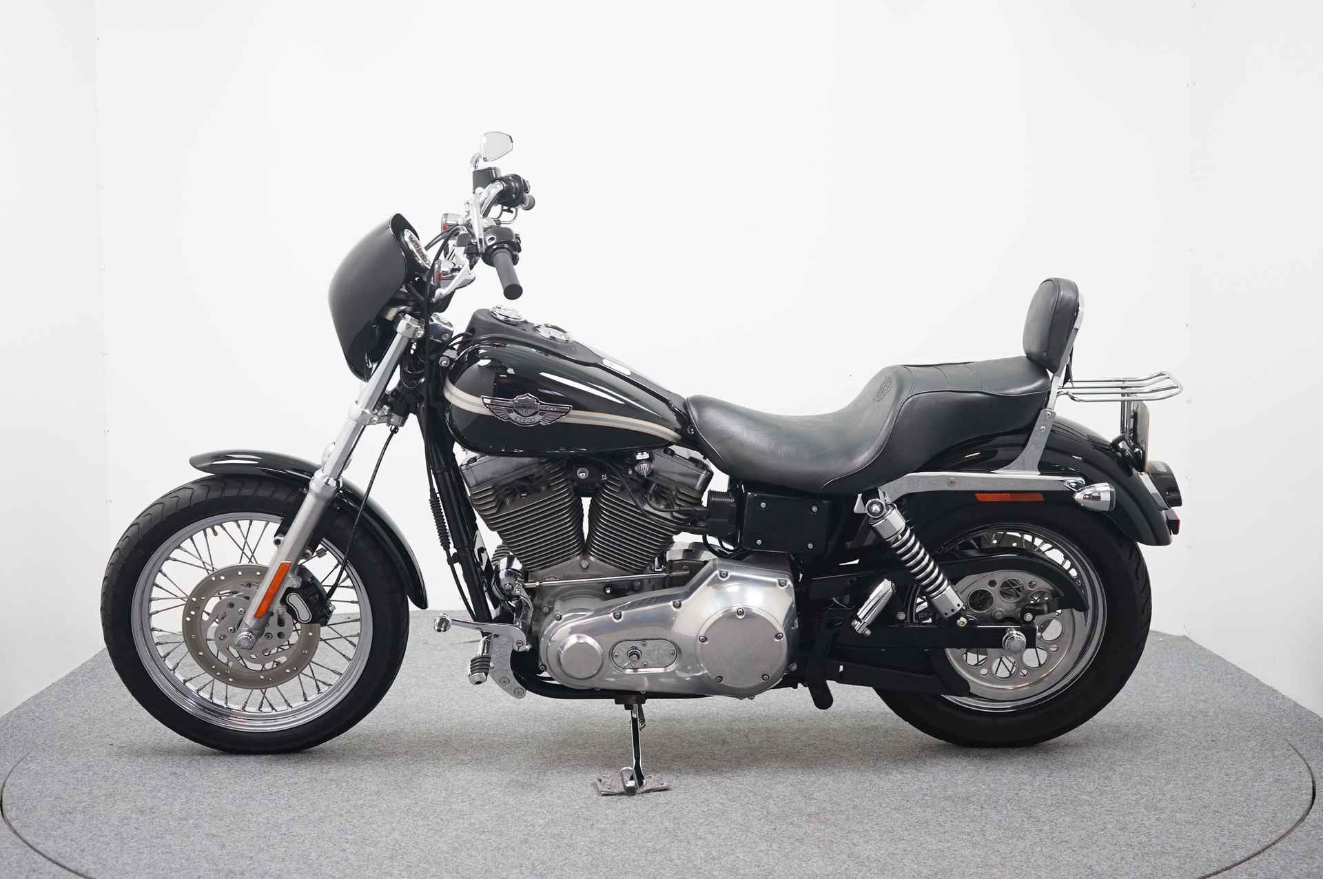 Harley-Davidson SUPERGLIDE DYNA FXD - 4/16