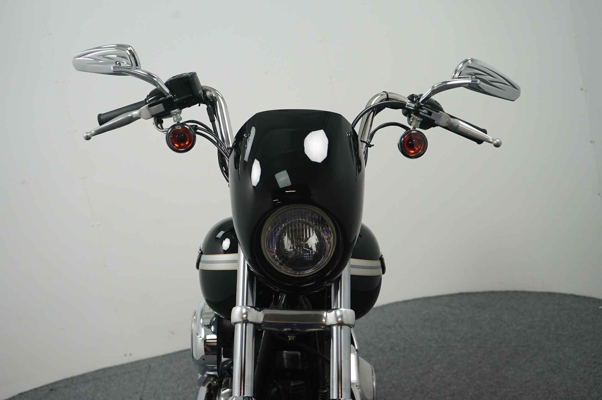 Harley-Davidson SUPERGLIDE DYNA FXD - 8/16