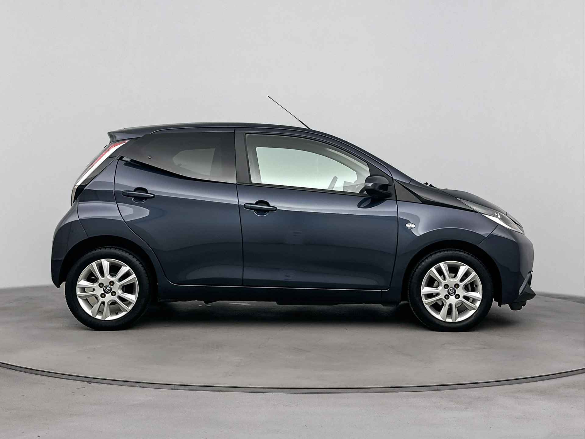 Toyota Aygo 1.0 VVT-i x-joy - 14/39