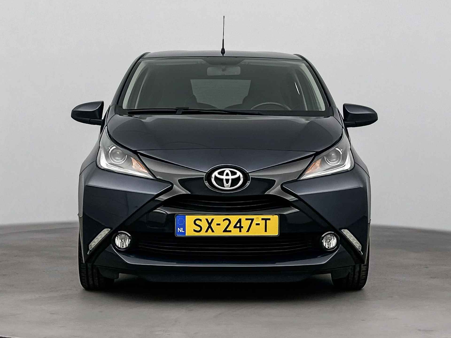 Toyota Aygo 1.0 VVT-i x-joy - 26/39