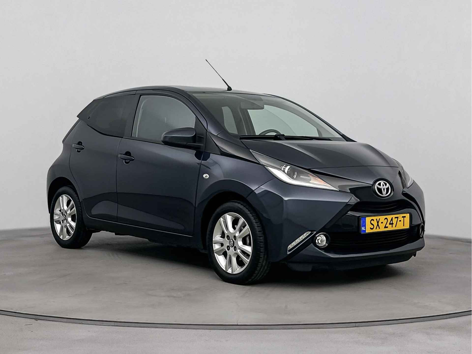 Toyota Aygo 1.0 VVT-i x-joy - 27/39