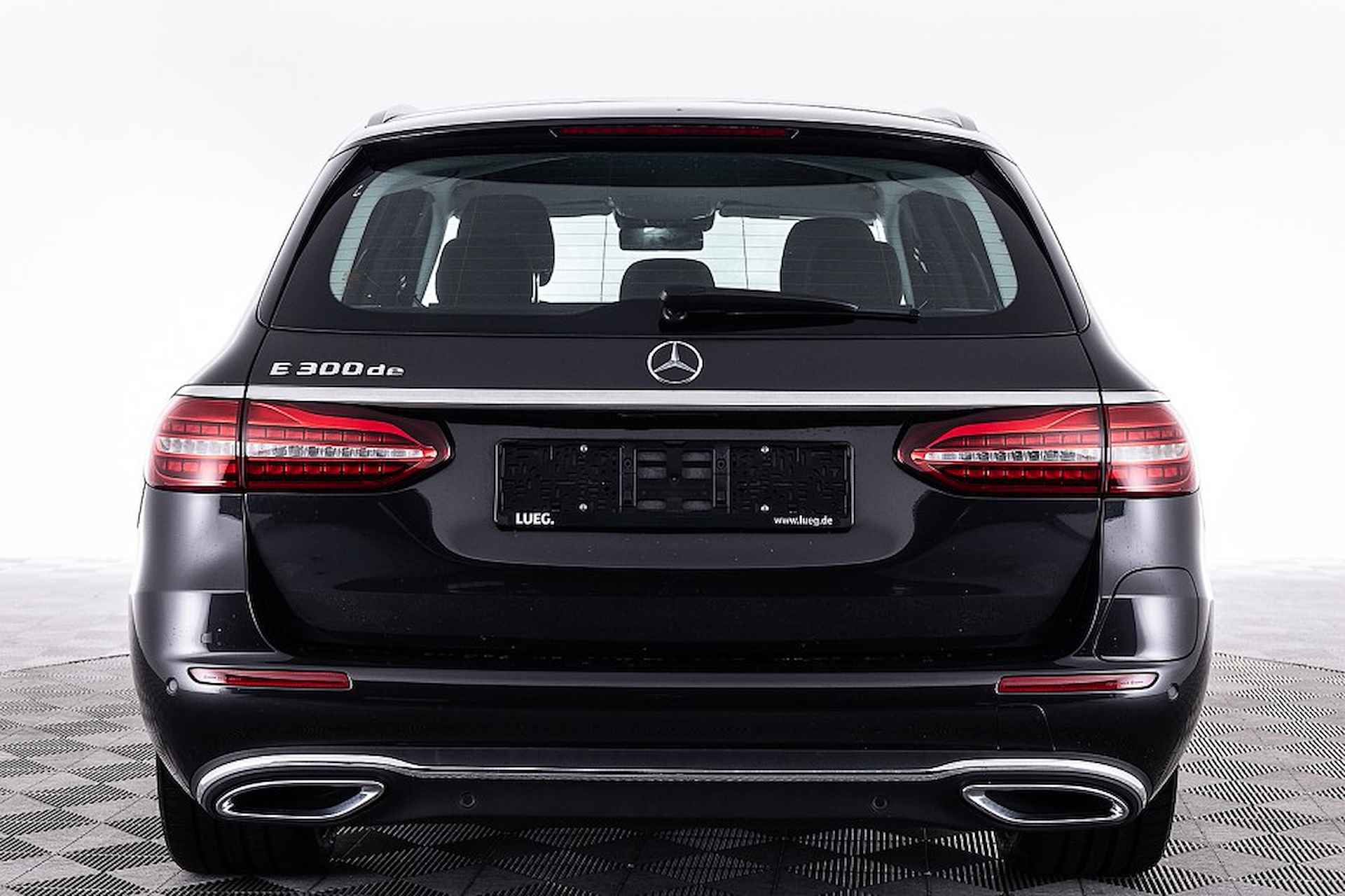 Mercedes-Benz E-Klasse 300 de Estate Luxury Line Automaat | PHEV . - 23/29