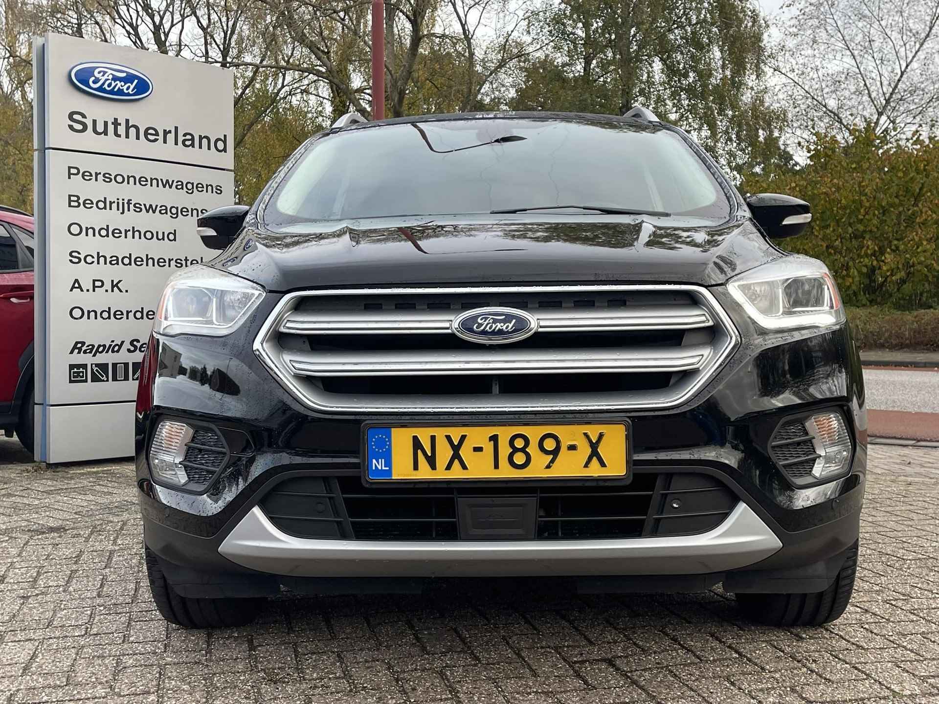 Ford Kuga 1.5 EcoBoost Titanium 150pk 150pk Trekhaak | Achteruitrijcamera | Navigatie | Getint glas | Dealer onderhouden - 8/43