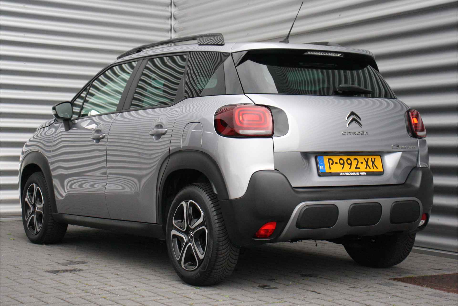 Citroën C3 Aircross 1.2 PURETECH 110PK FEEL / NAVI / CLIMA / LED / BLUETOOTH / CRUISECONTROL / 1E EIGENAAR / NIEUWSTAAT !! - 9/34