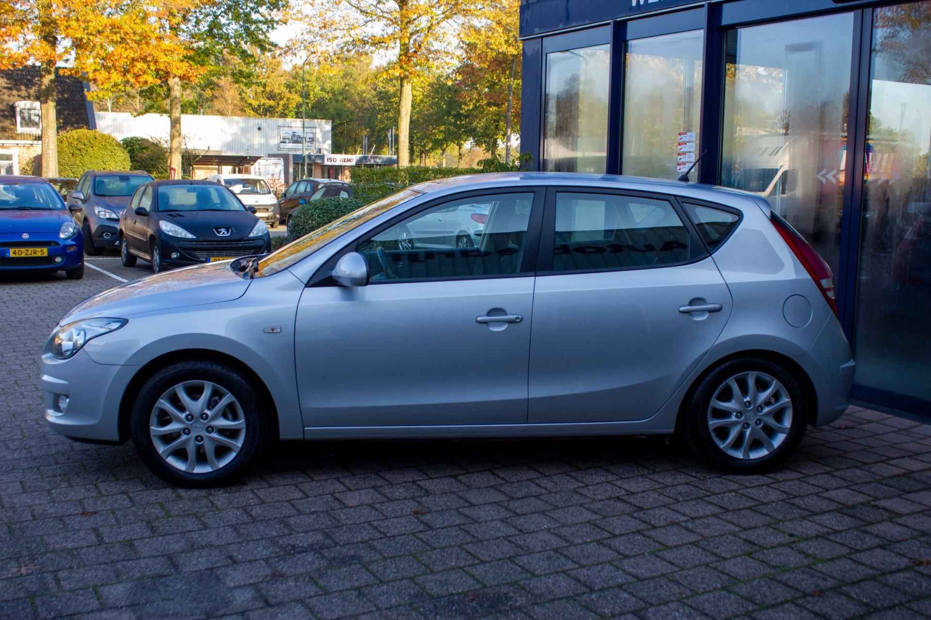 Hyundai I30 1.6i Dynamic Business | Prijs rijklaar incl. 12 mnd garantie | Lmv Pdc Clima Afn trekhbaak USB - 7/47