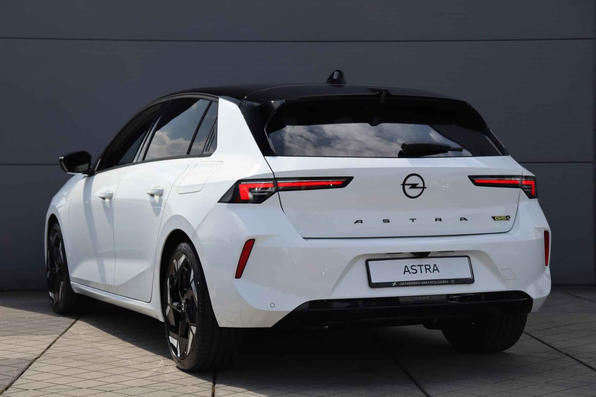Opel Astra 1.6T Hybrid GSe / Alcantara / IntelliLux LED / Adaptieve Cruise - 4/28