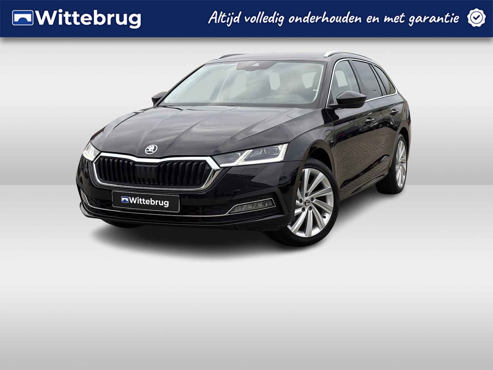 Škoda Octavia Combi 1.4 TSI iV 204PK PHEV Style / Matrix LED / Stuur + Stoelverwarming V+A / Head-Up Display / Parkeersensoren V+A / Memory Seats **