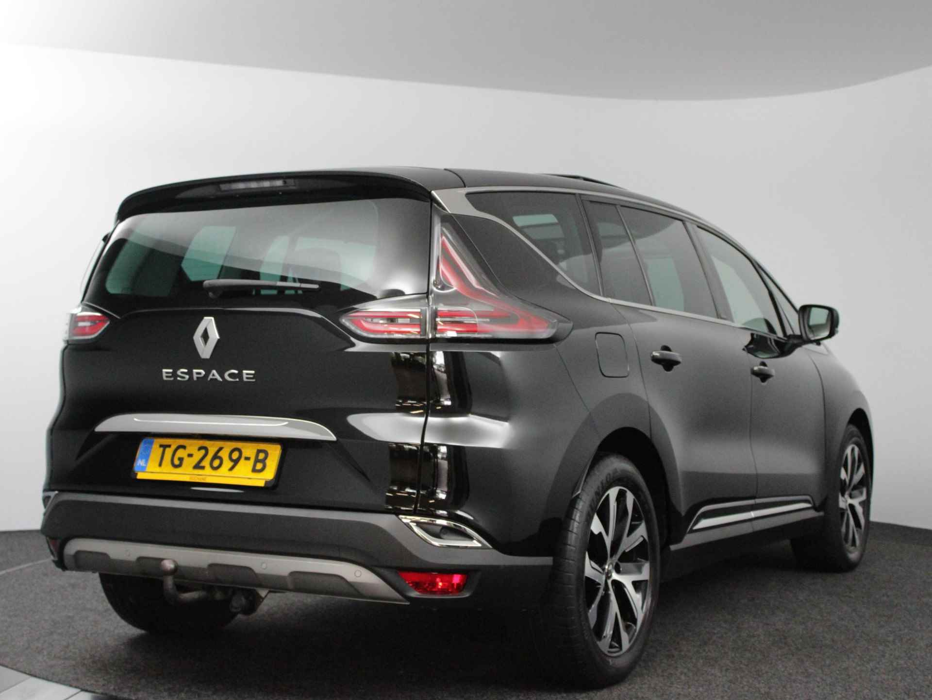 Renault Espace 1.8 TCe 225 EDC Intens 7p. | Trekhaak | 7-Persoons | Navi | Panoramadak | Camera | NL-Auto! - 3/55