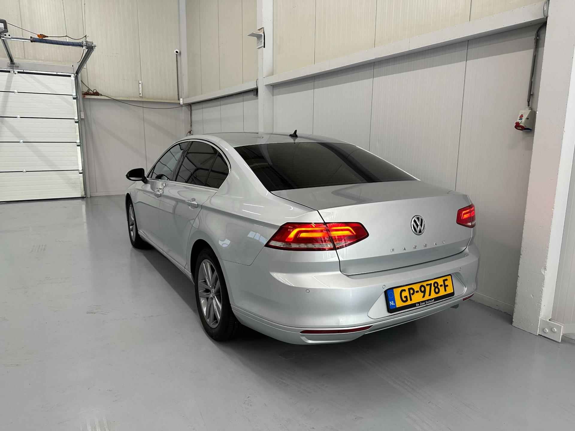 Volkswagen Passat 1.4 TSI ACT Highline - 7/25