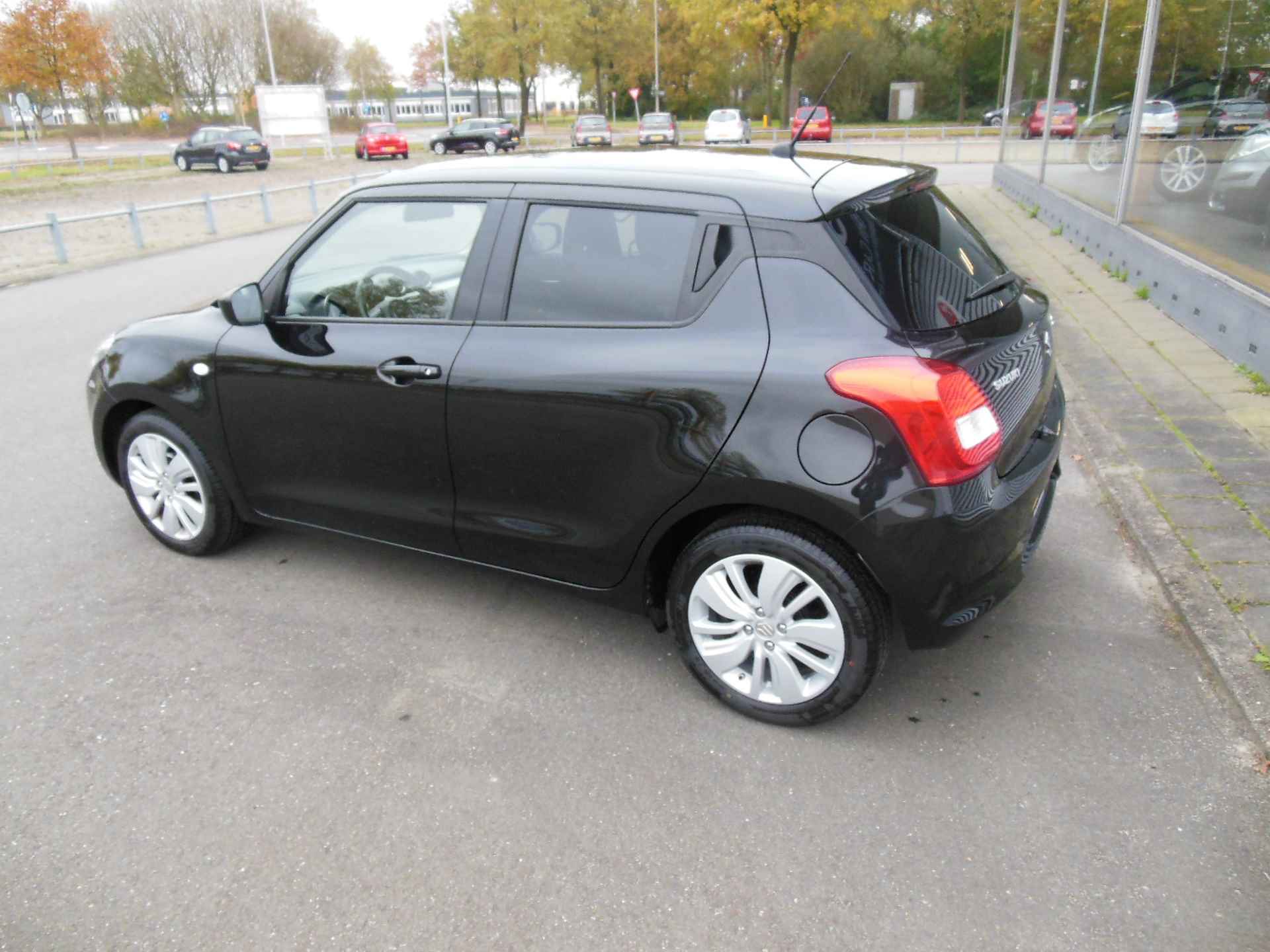 Suzuki Swift 1.2 Select Smart Hybrid - 7/23