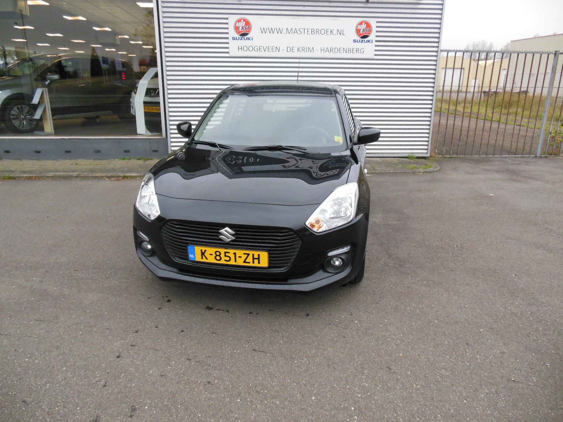 Suzuki Swift 1.2 Select Smart Hybrid - 9/23