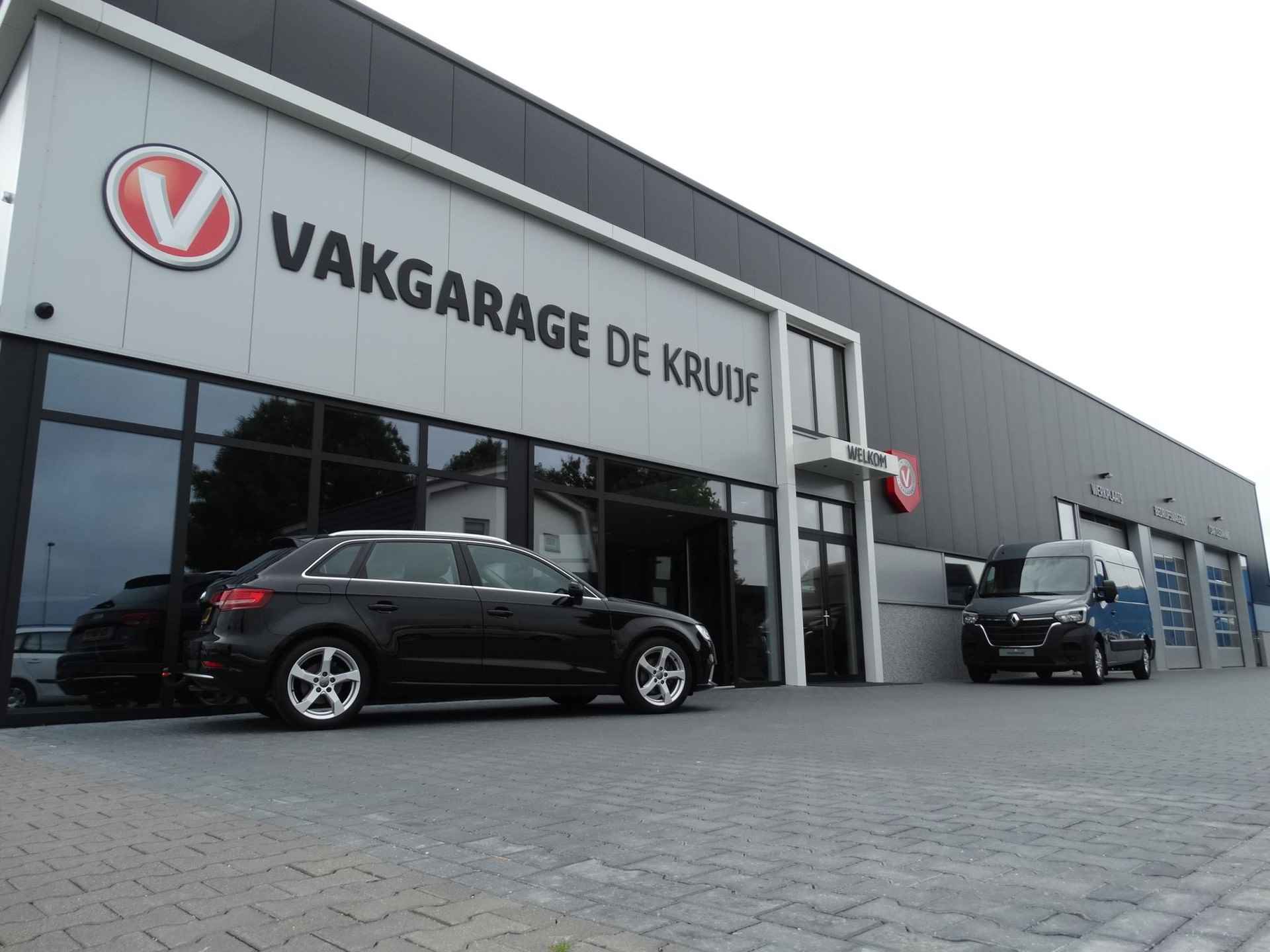 Volvo V40 1.6 T3 R-Design  Navi | Xenon | 17" Lichtmetalen Velgen - 30/30